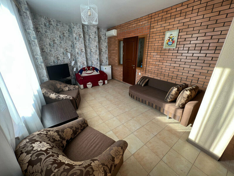 Семейный номер с террасой