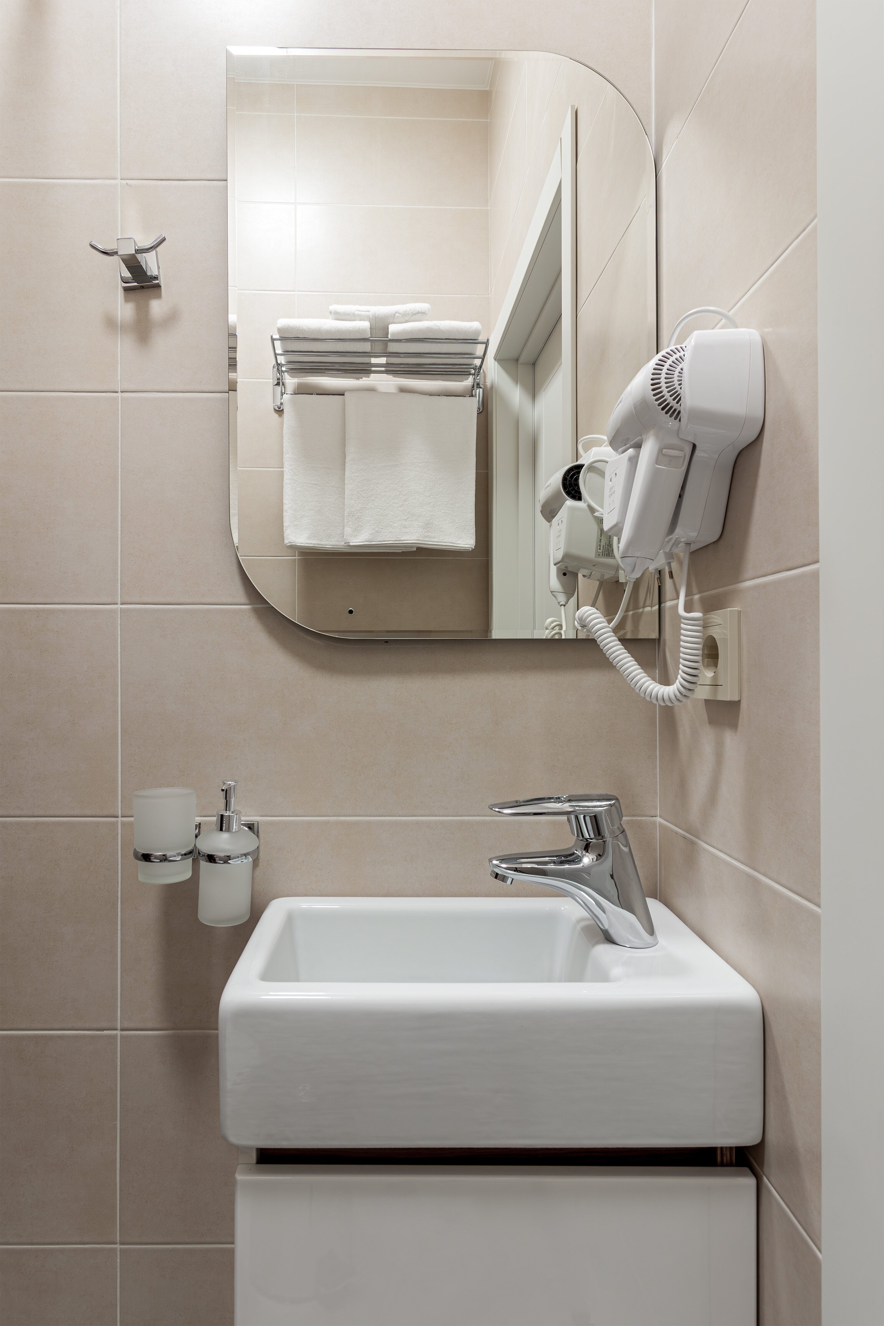 Улучшенный номер с кроватью размера «queen-size»