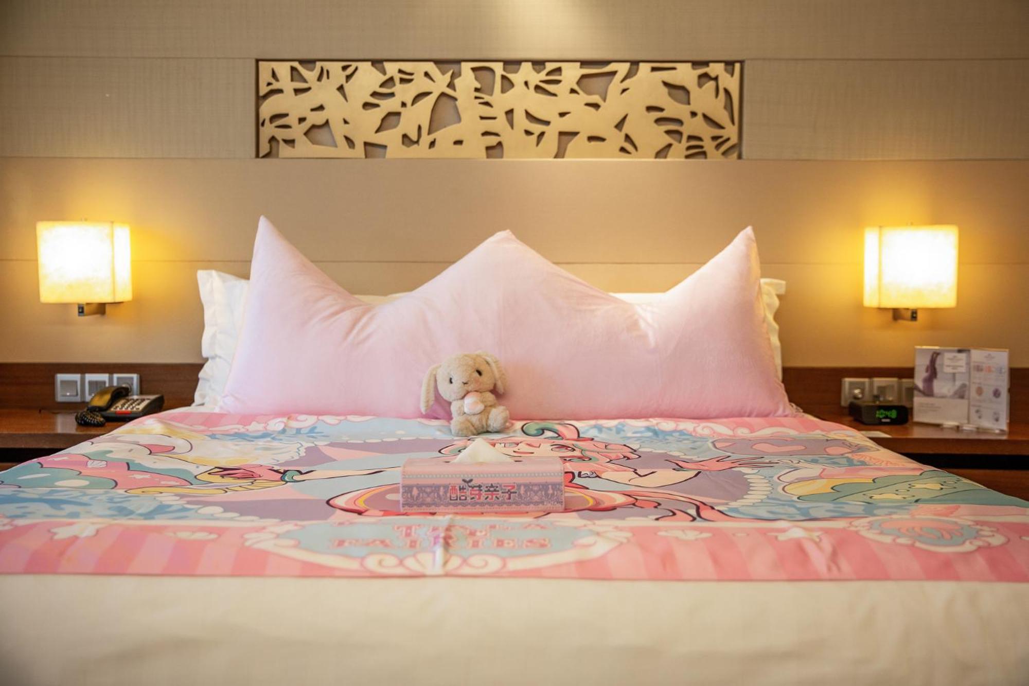 Junior King Suite with CIty View - Kids Theme