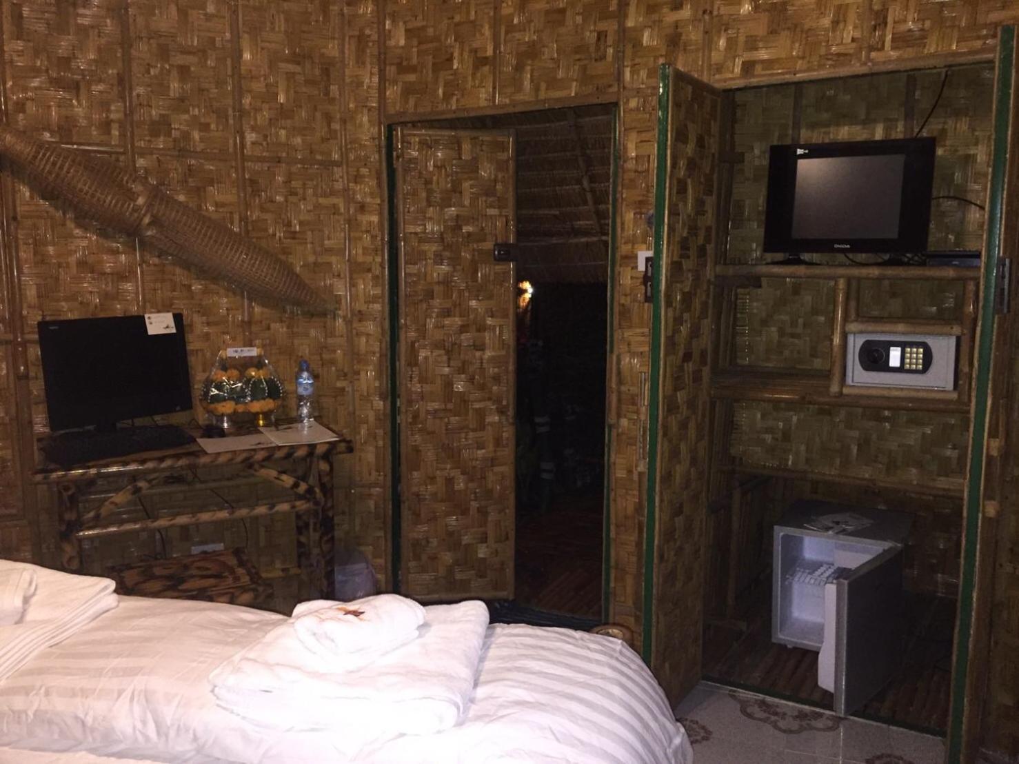 Deluxe Bungalow With Garden View