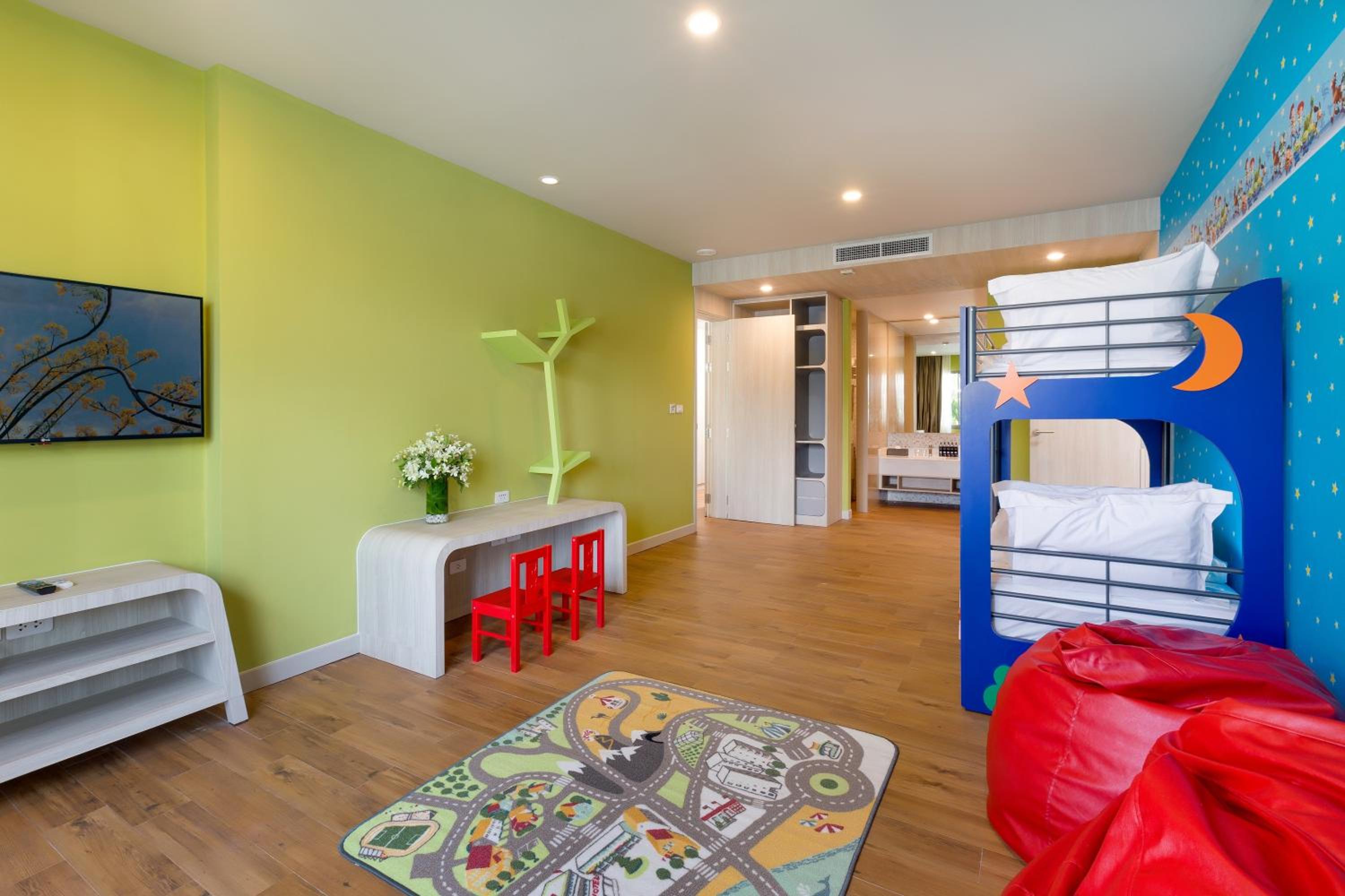  Kids Suite - Family Wing