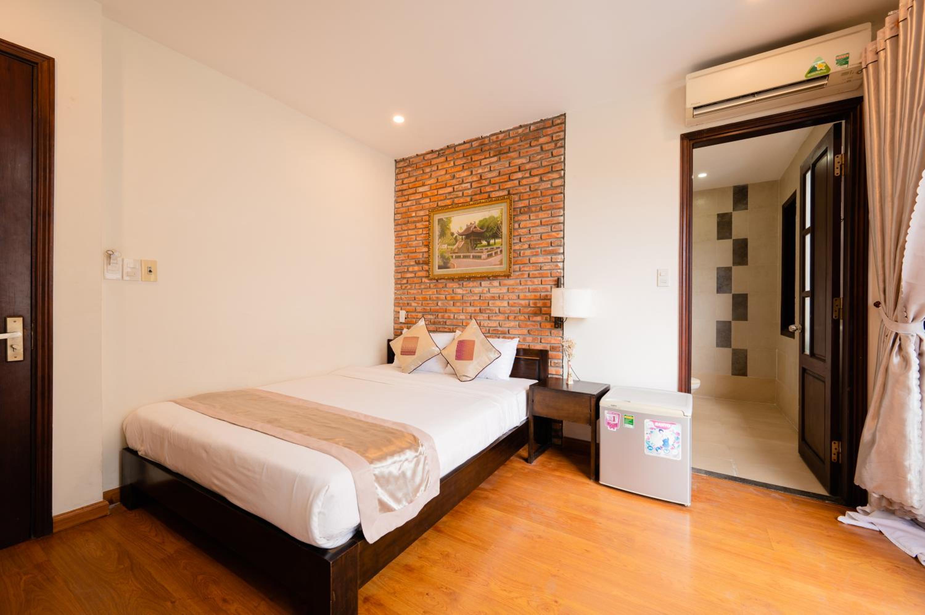 Double Room with Pool View