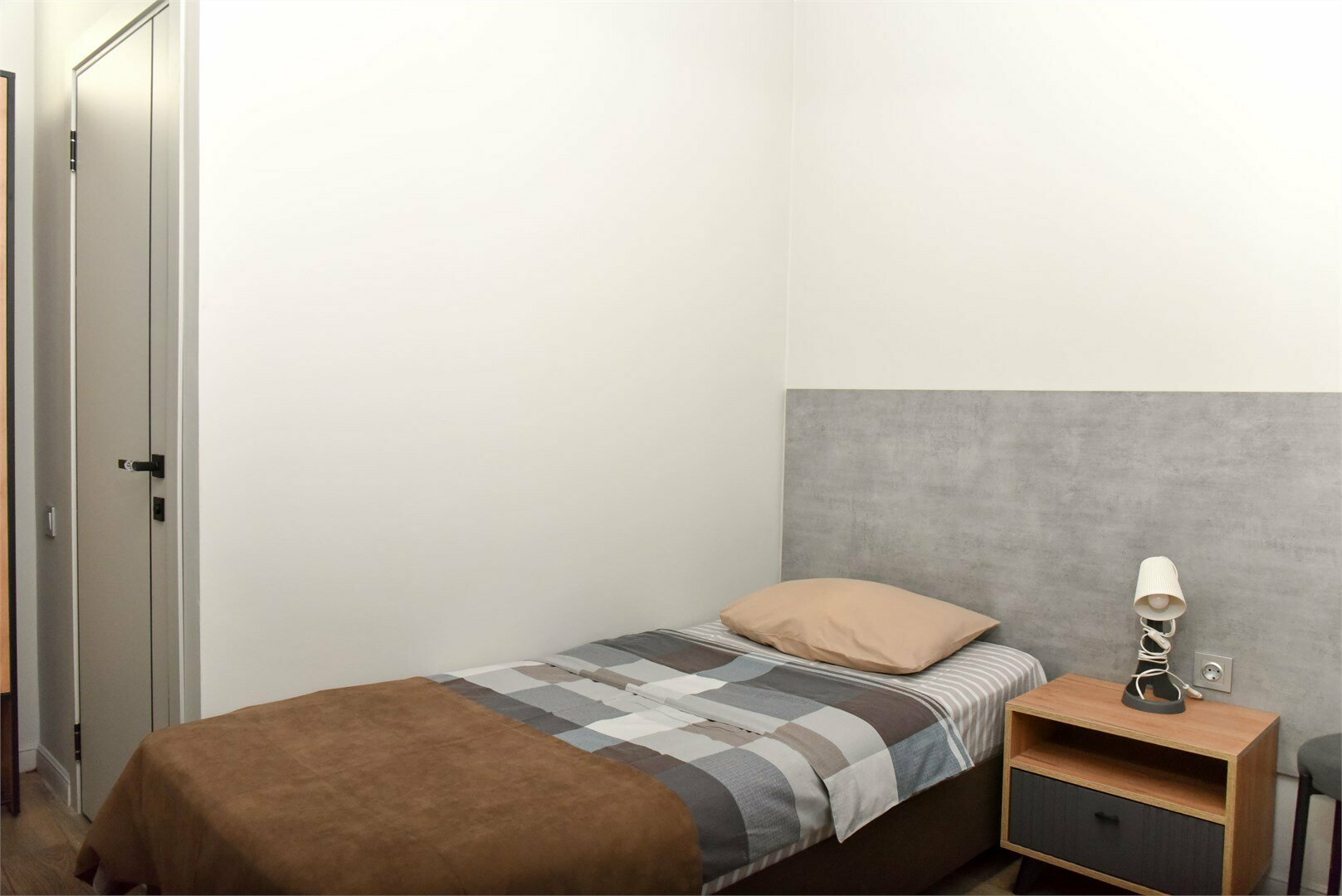 Одноместный номер с ванной комнатой