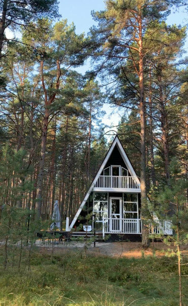 Семейный дом AFrame с видом на озеро и лес