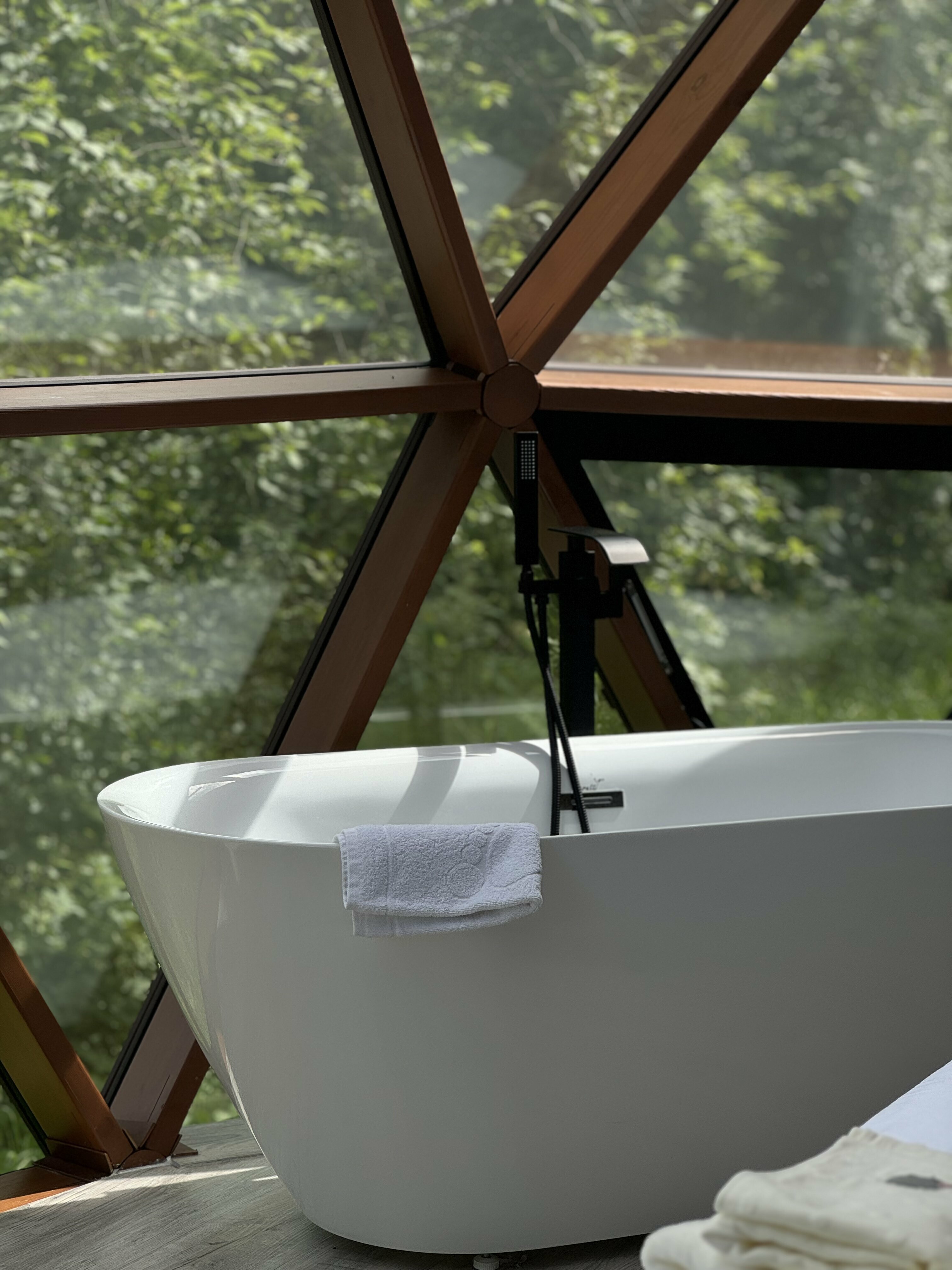 Сфера с ванной