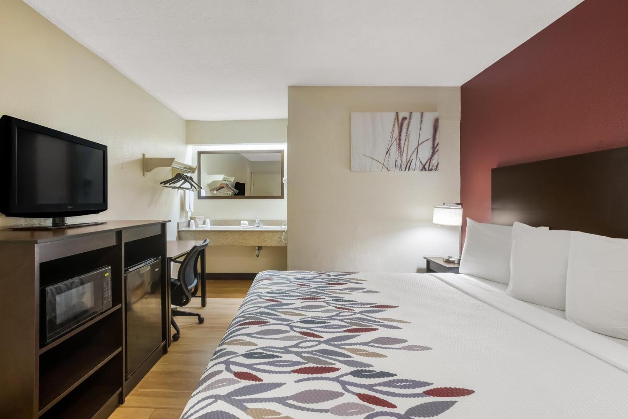 Deluxe King Room Non-Smoking