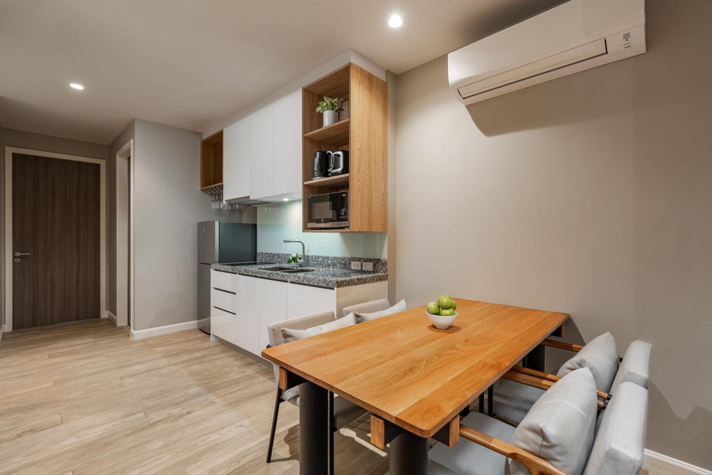 Grand Two Bedroom Suite Pool Terrace