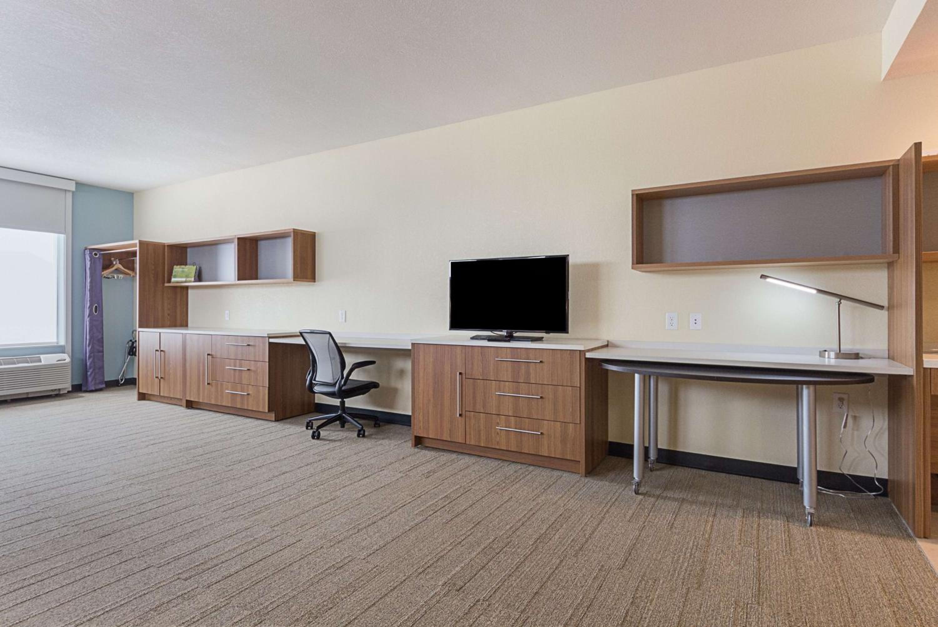King Studio Suite - Hearing Access/Non-Smoking