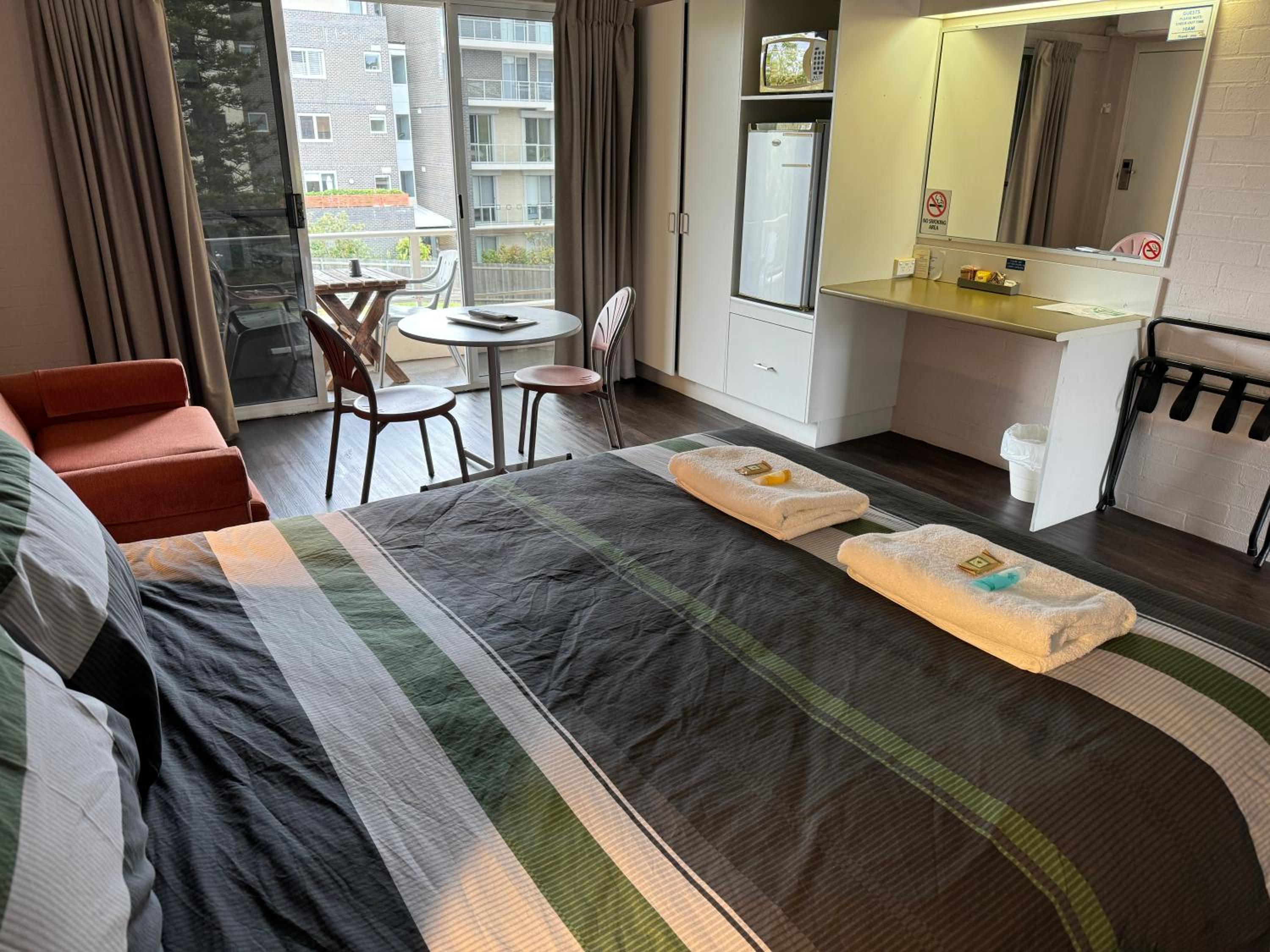 Queen Room - Upstairs