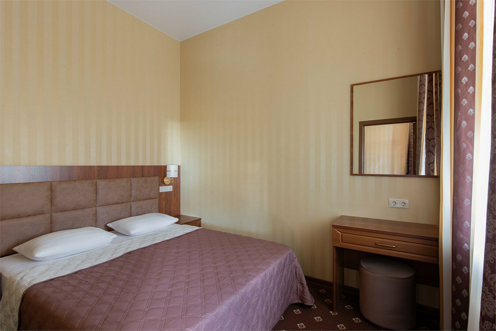 Апартаменты с эркером и душем