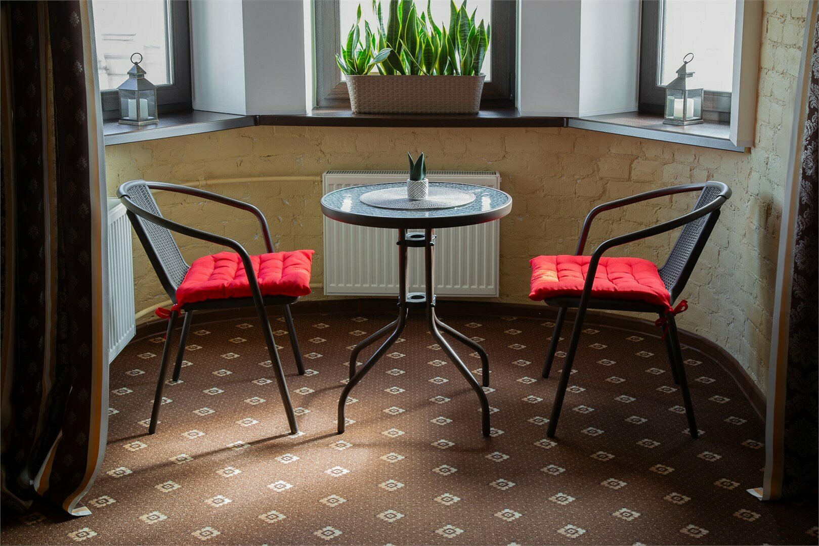 Апартаменты с эркером и душем