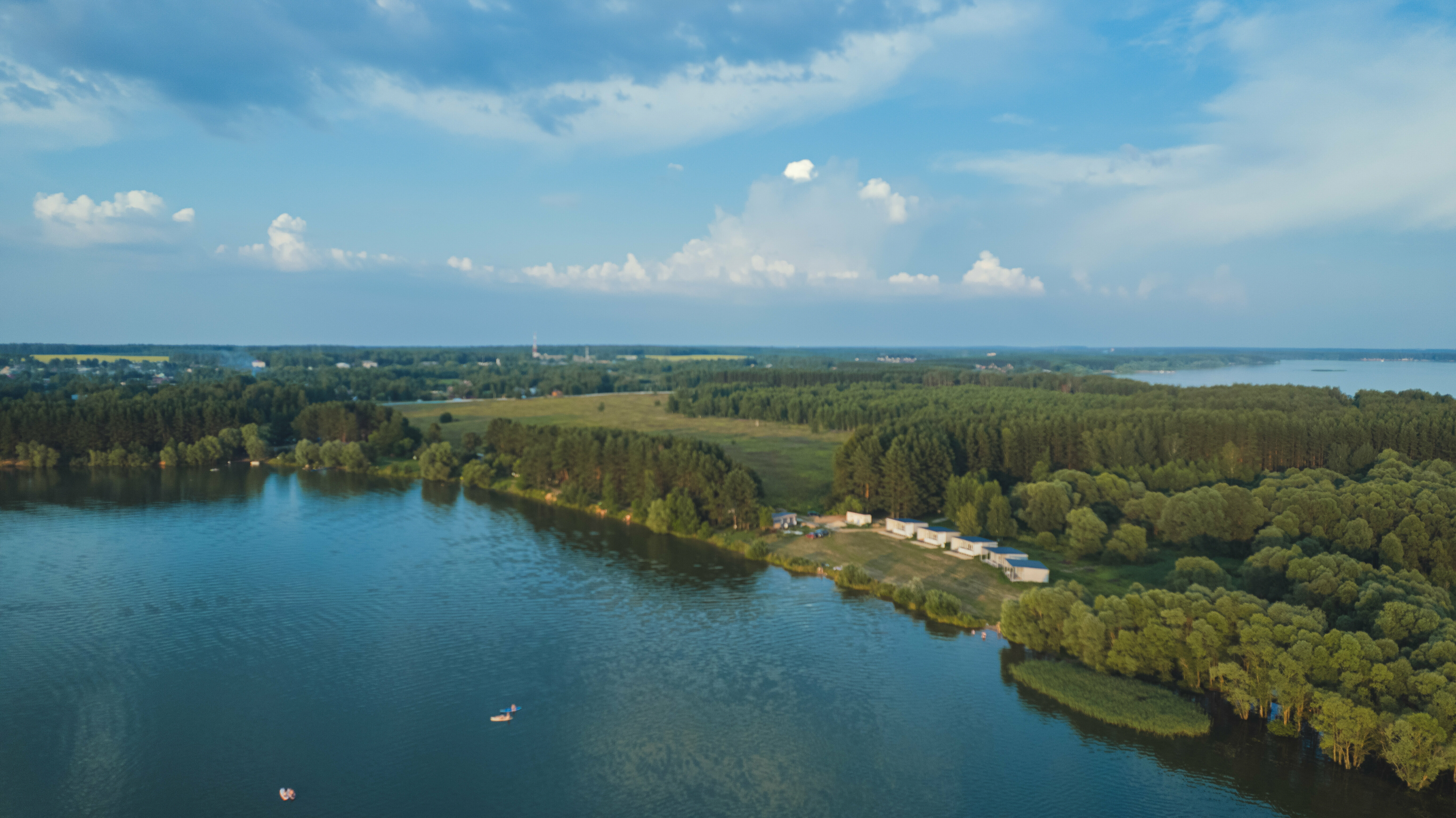 Cемейный номер с собственной ванной комнатой