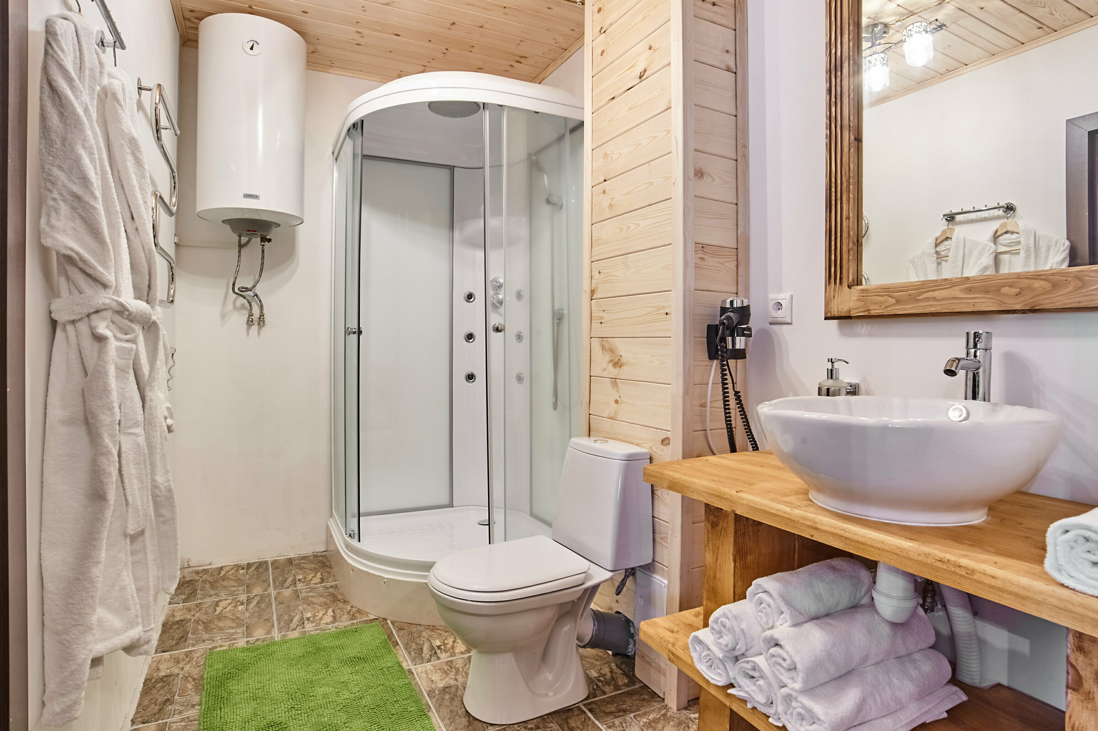 Апартаменты на 4-х гостей с выходом в сад