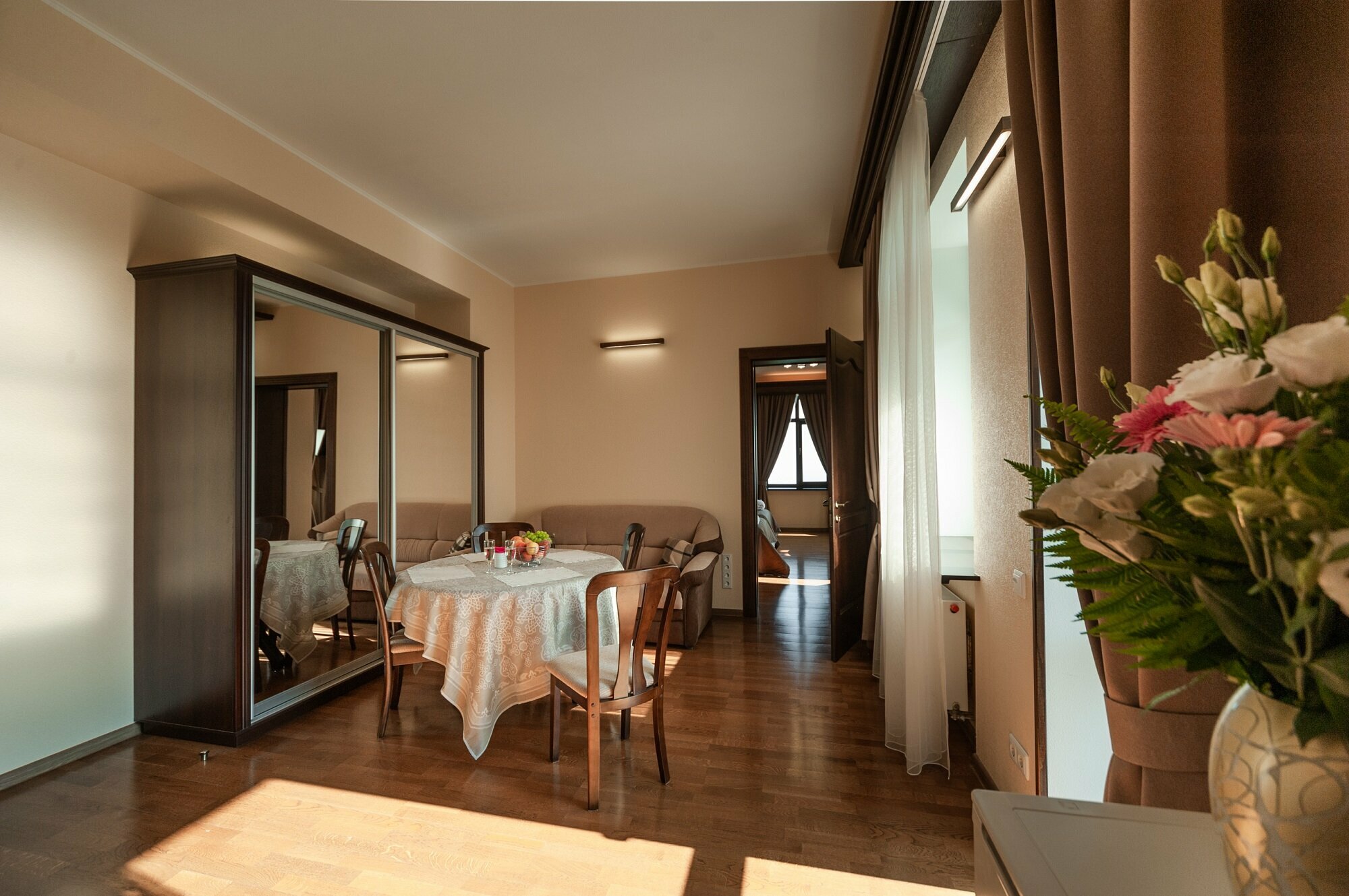 Полулюкс с террасой