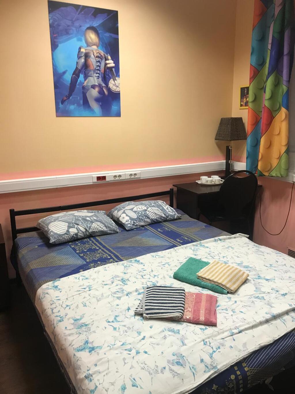 Семейный номер с общей ванной комнатой