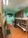 Кровать в общем 6-местном номере для мужчин и женщин в Красная Москва