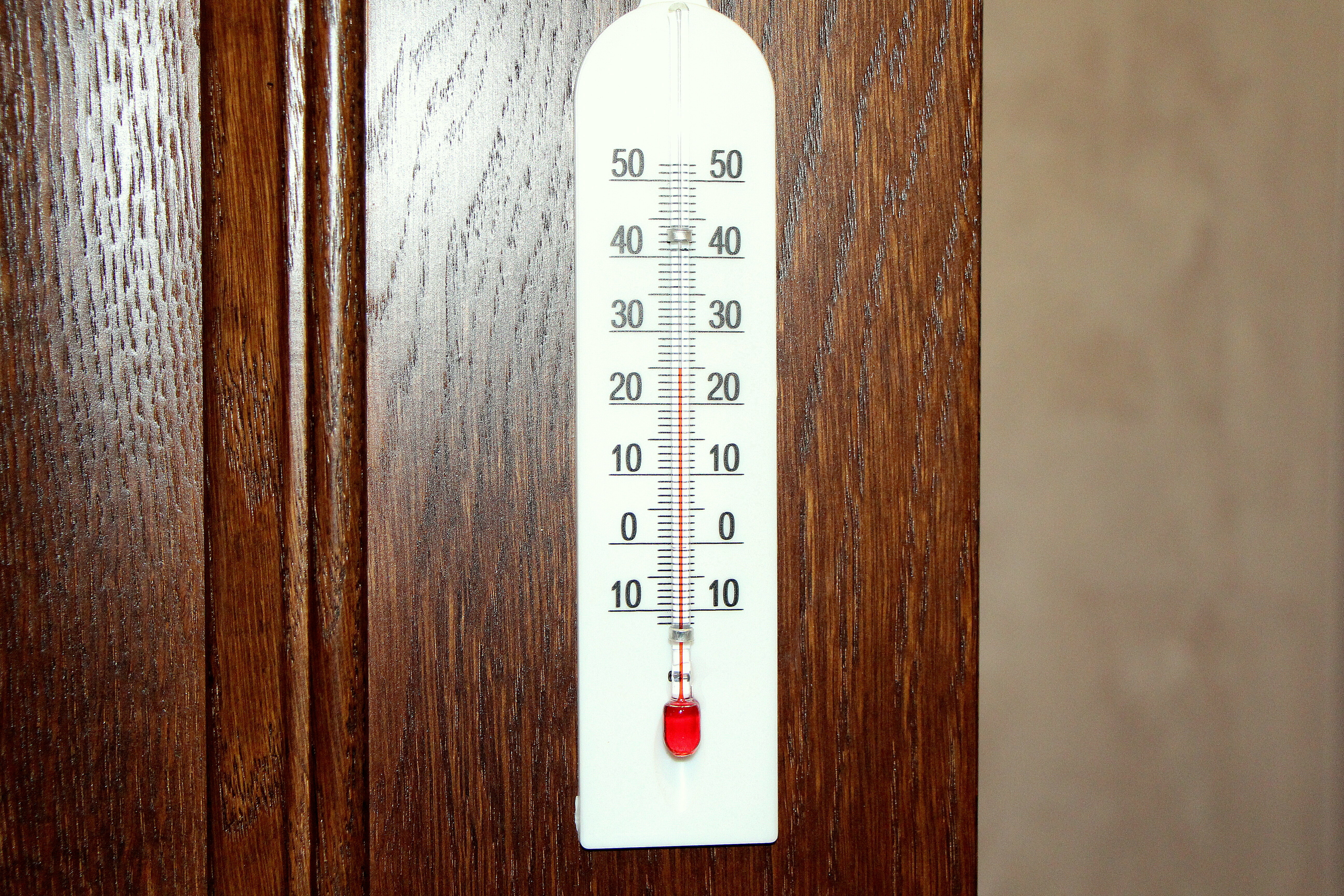 Семейный номер с общей ванной комнатой