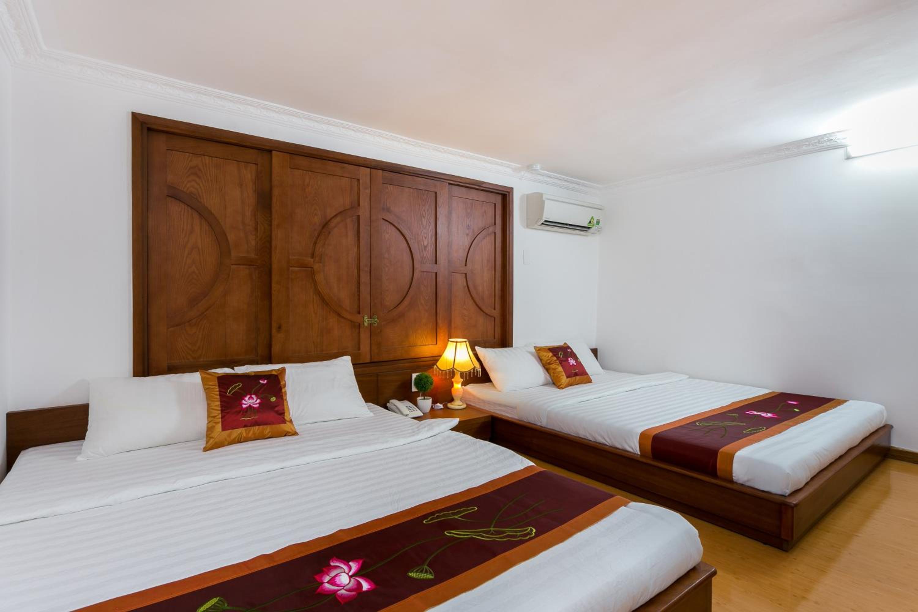 Two Connecting Double Rooms