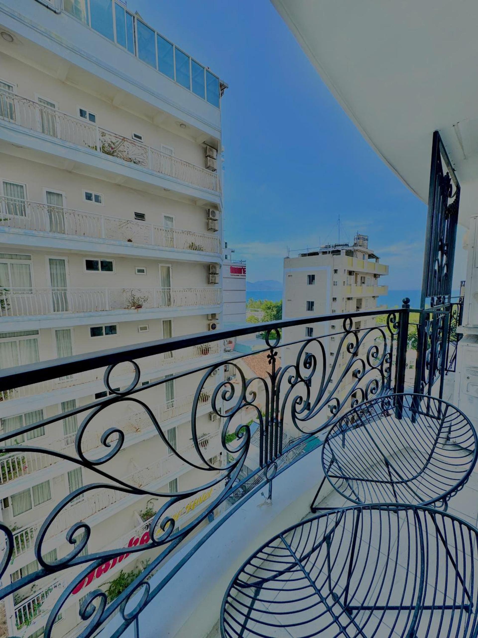 Triple Room with Balcony