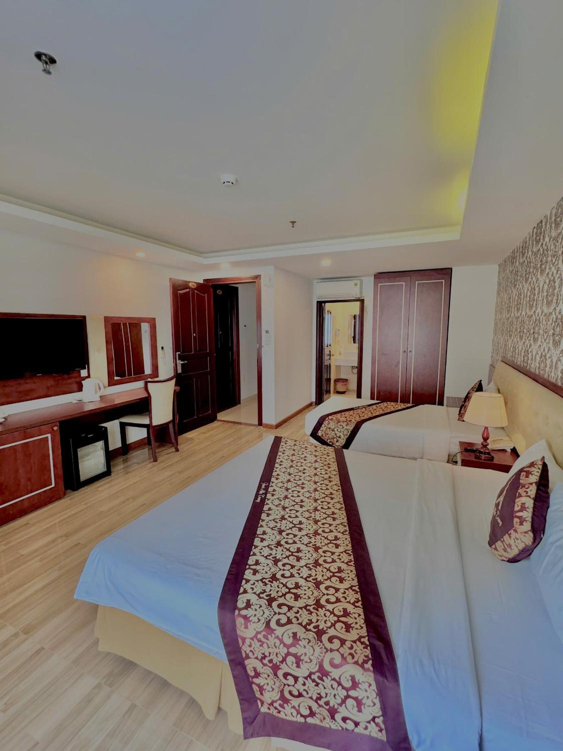 Triple Room with Balcony