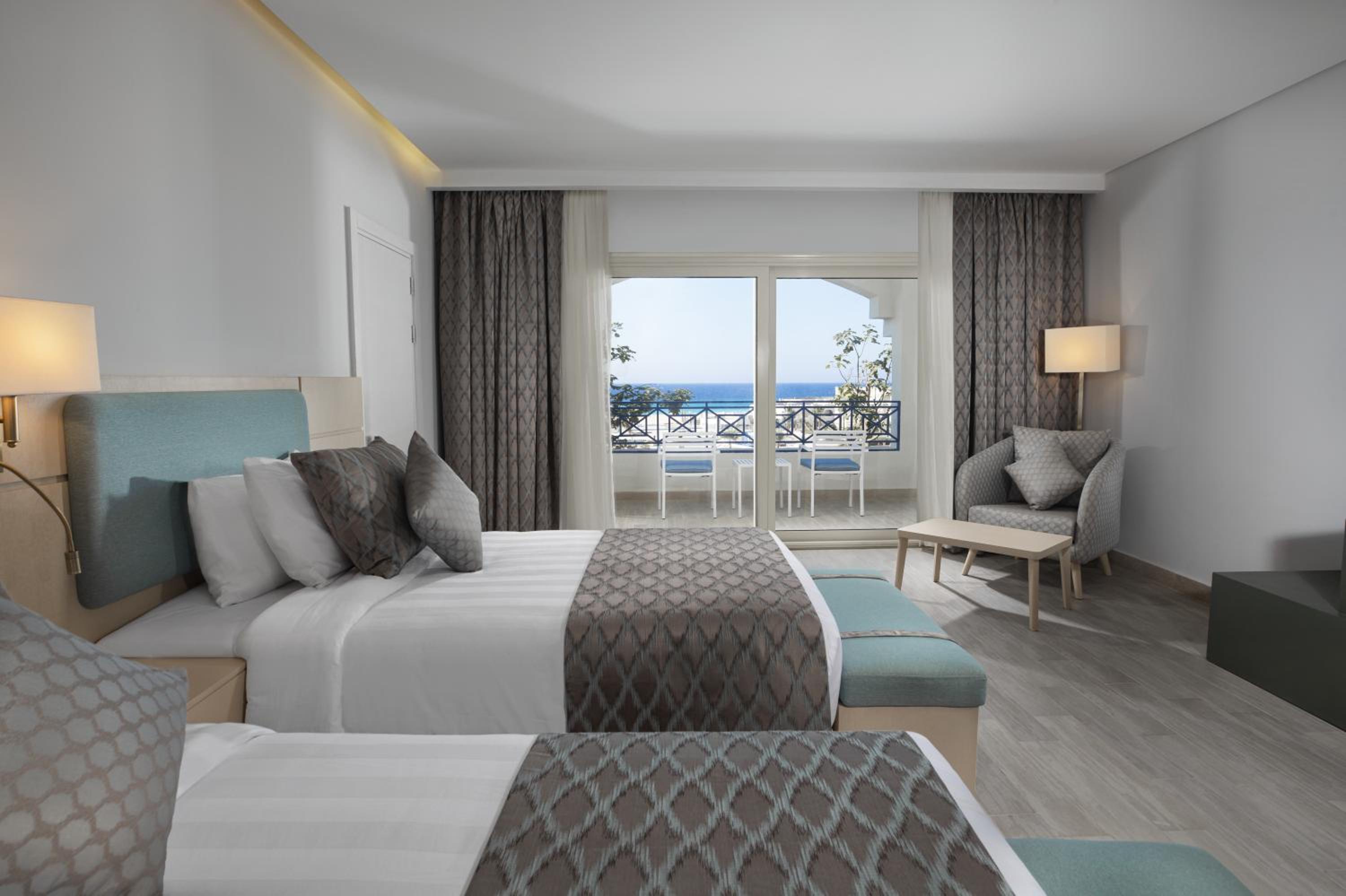 Deluxe Double or Twin Room with Sea View