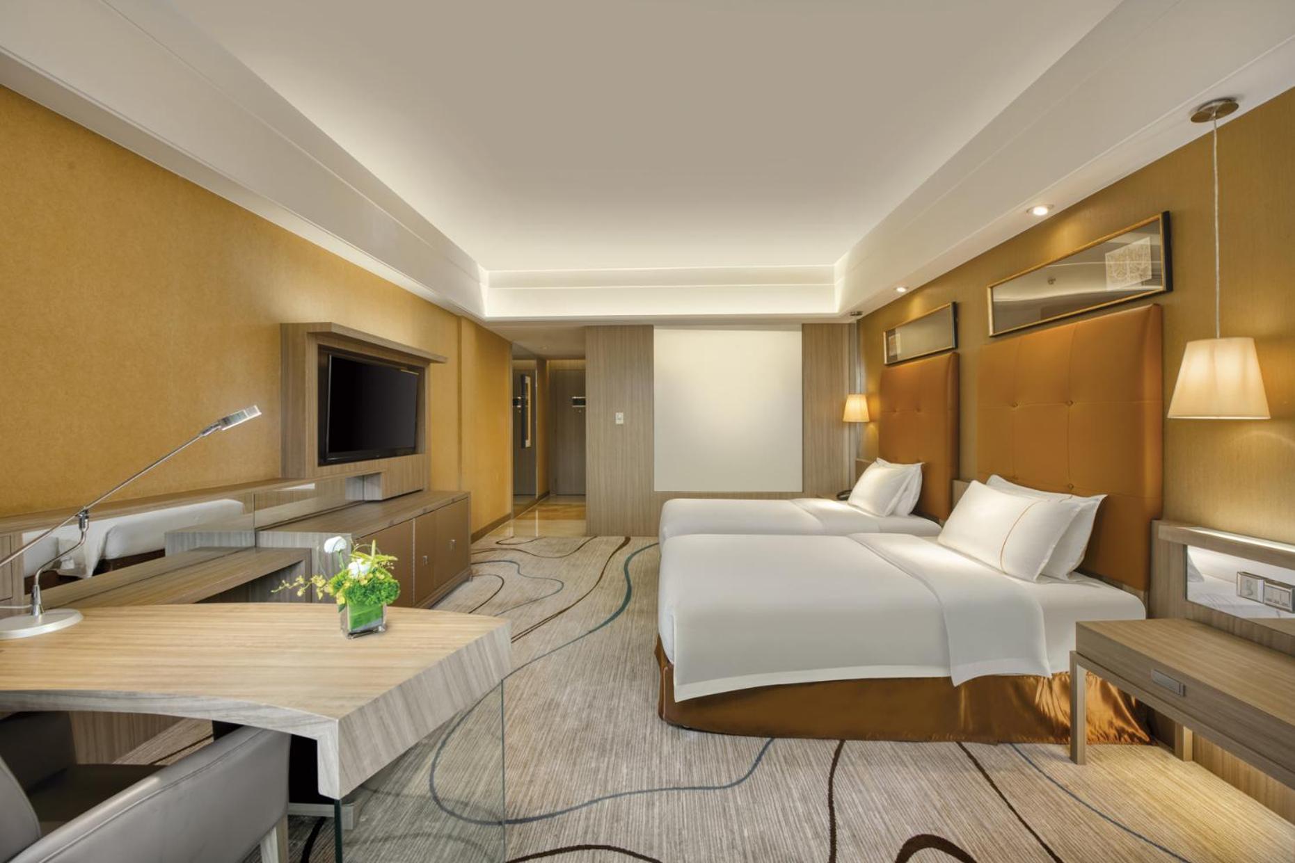 Deluxe Montain-view Twin Room(with balcony)