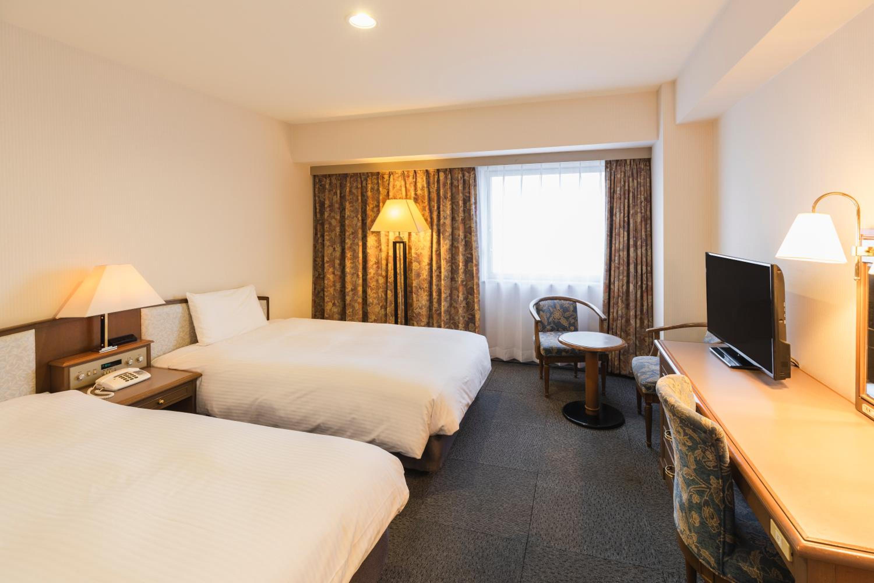 Standard Twin Room - Non-Smoking