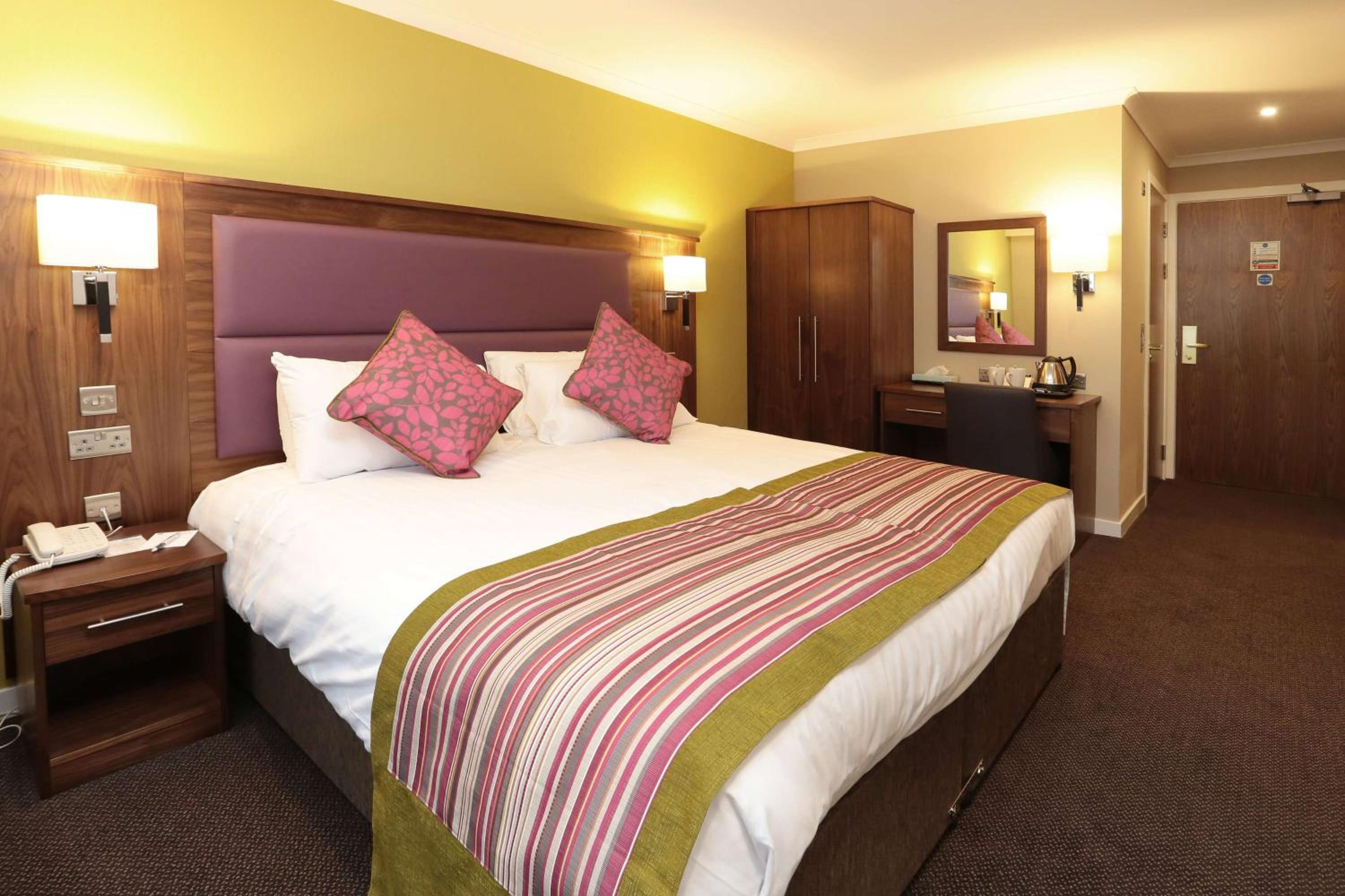 Family King Room - Non-Smoking