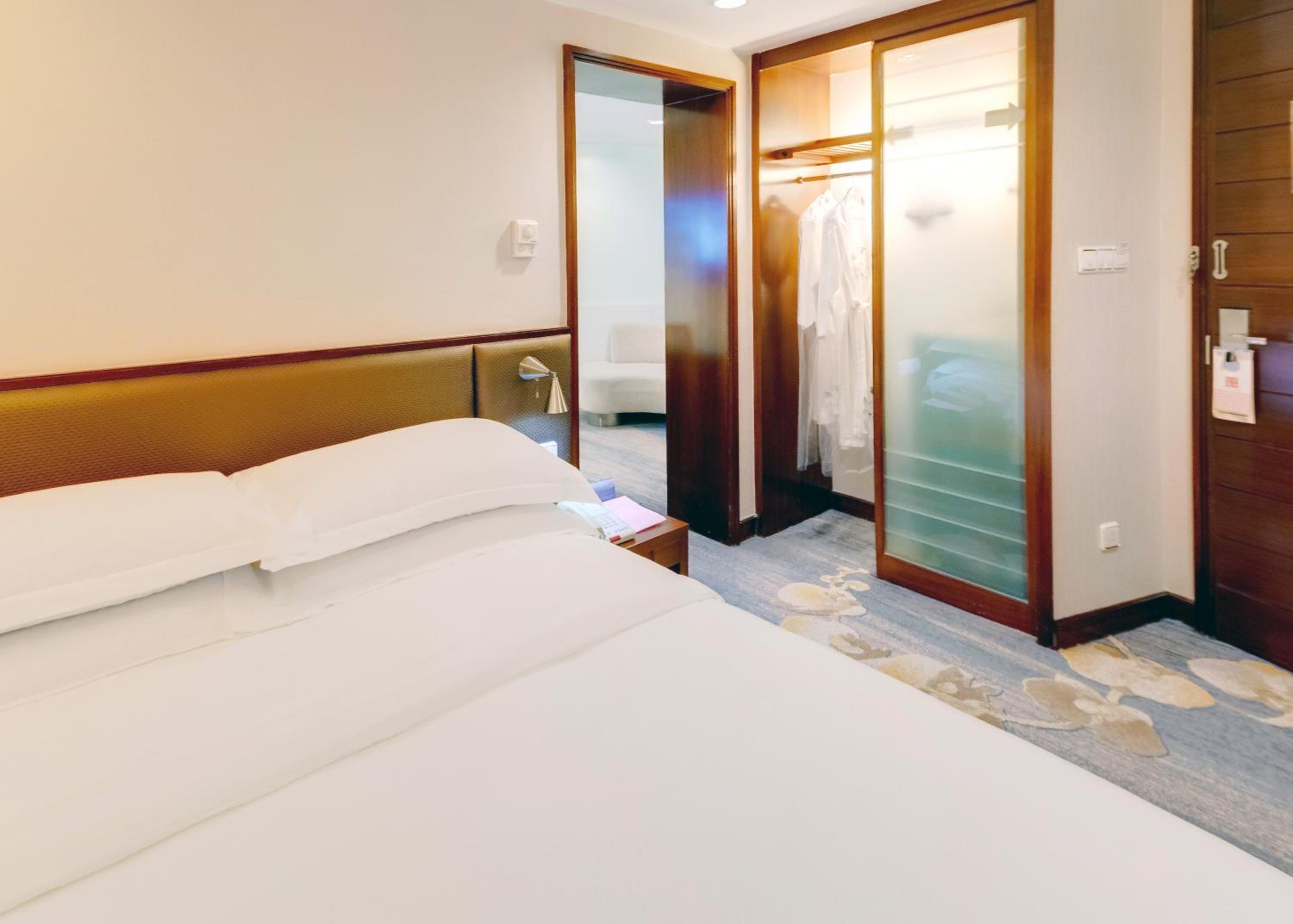 Economy Double Room With No Window