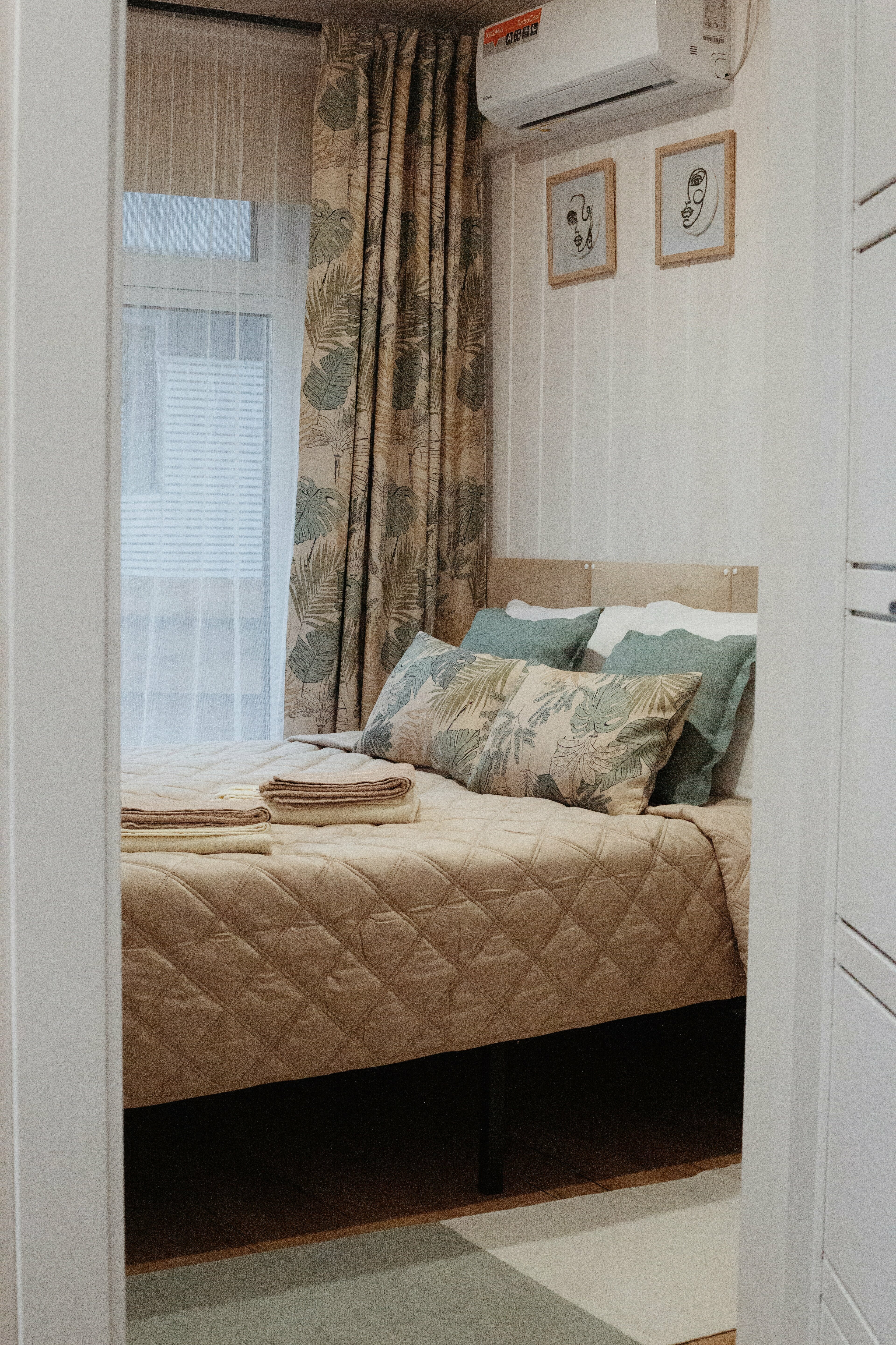 Дом с видом на озеро