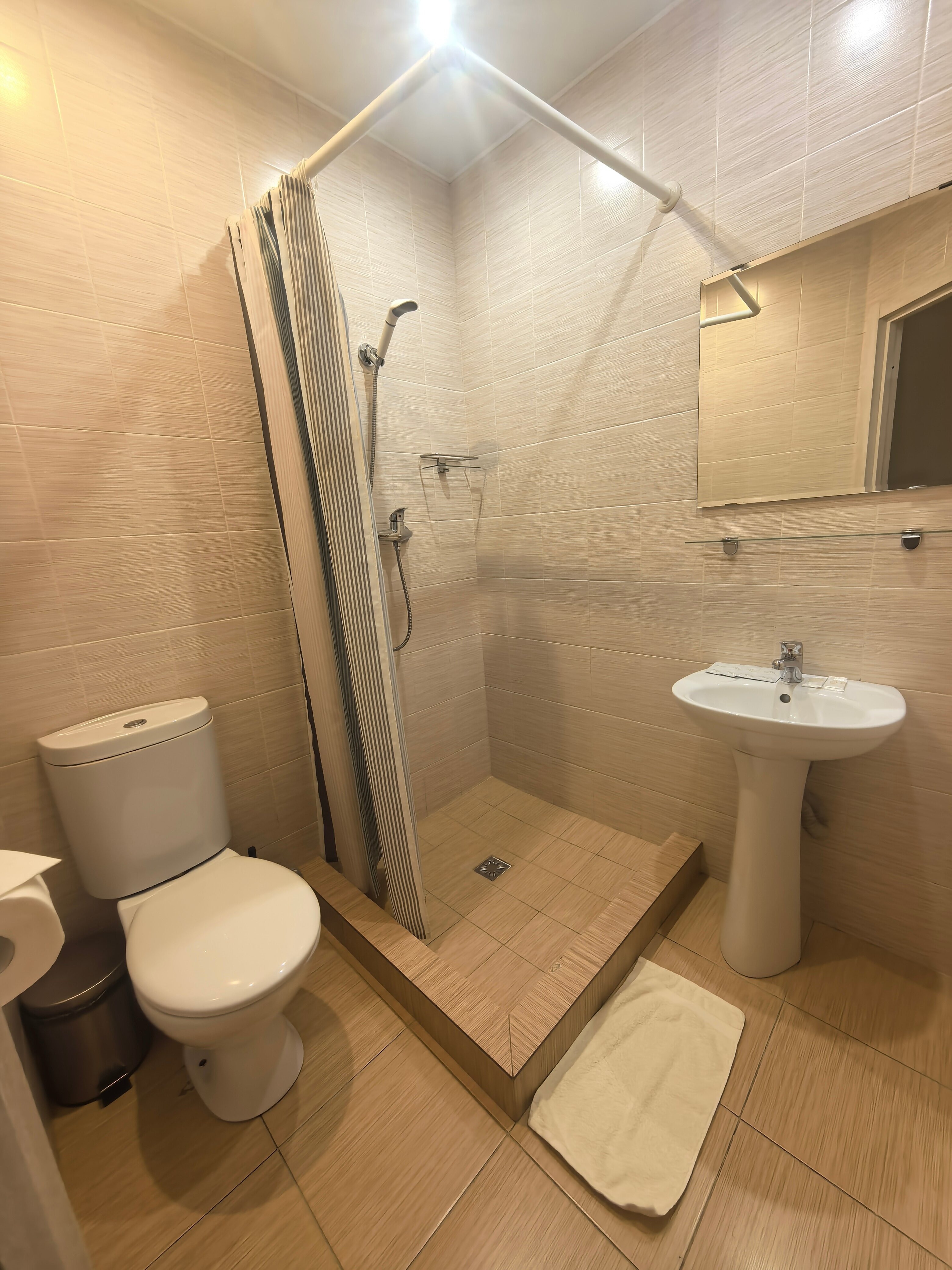 Стандартный трехместный номер