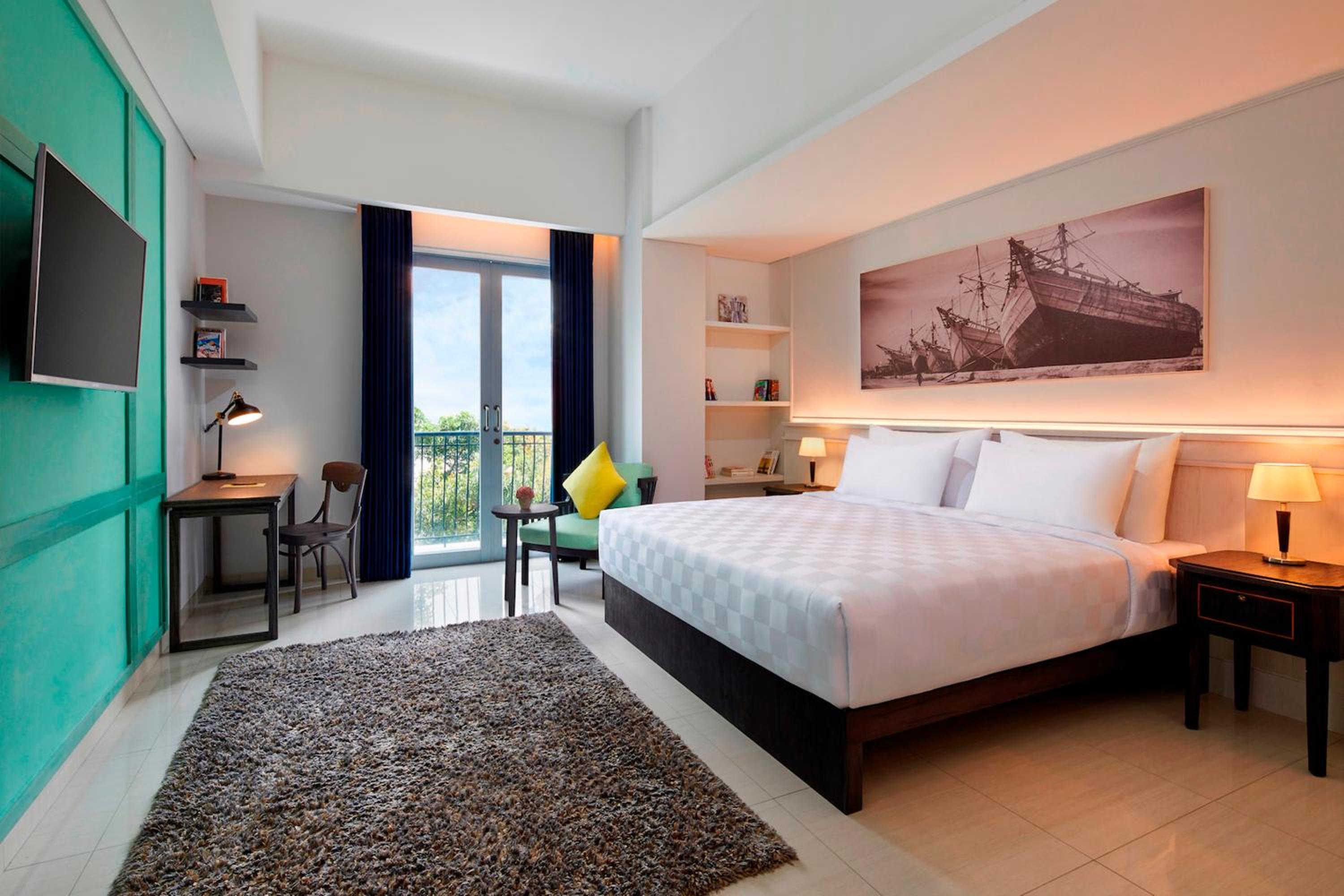 Executive Suite Room 