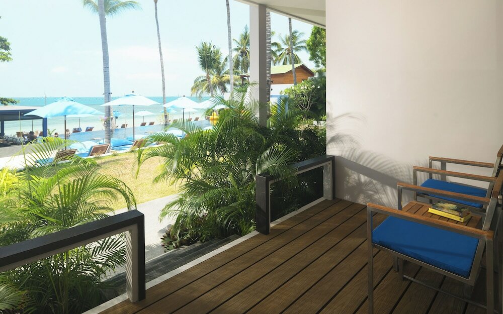 Deluxe Pool View Room with Terrace