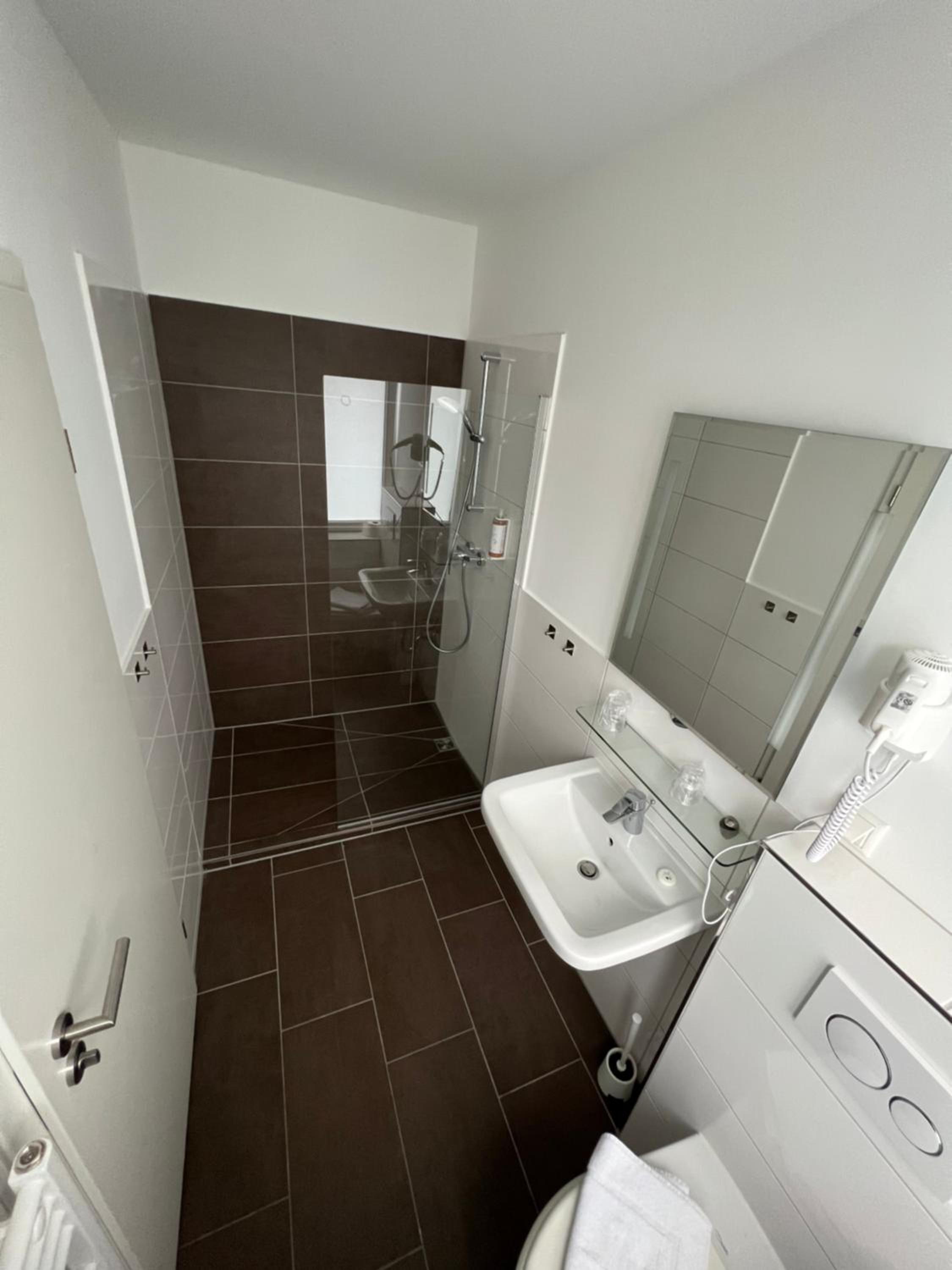 Standard Single Room