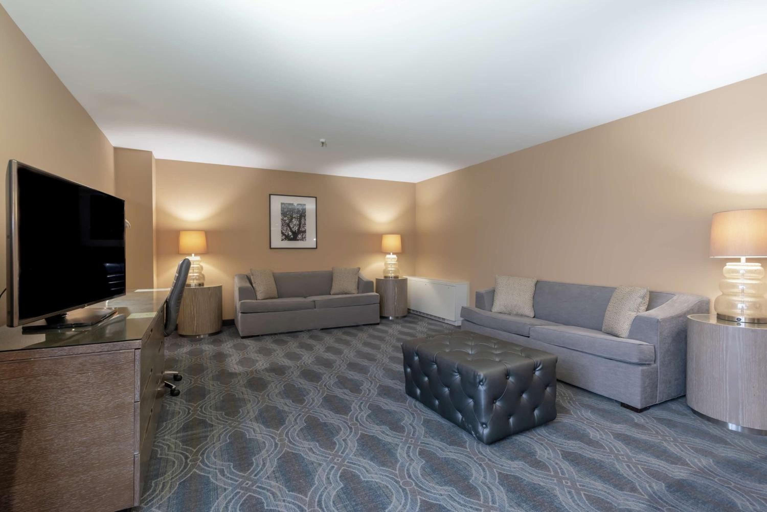 Two-Bedroom King Suite with Spa Bath - Non-Smoking