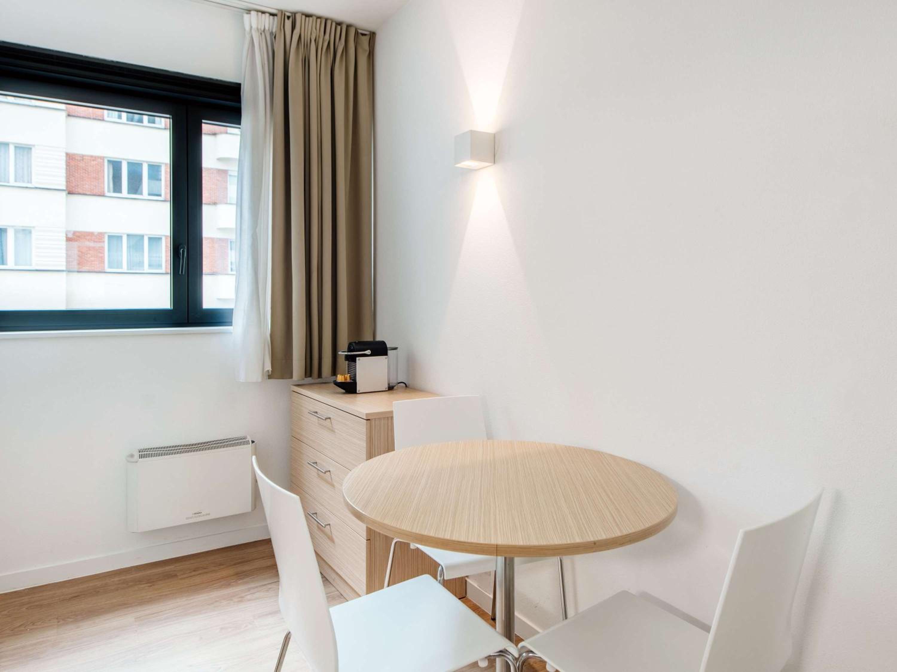Studio (4 Adults)