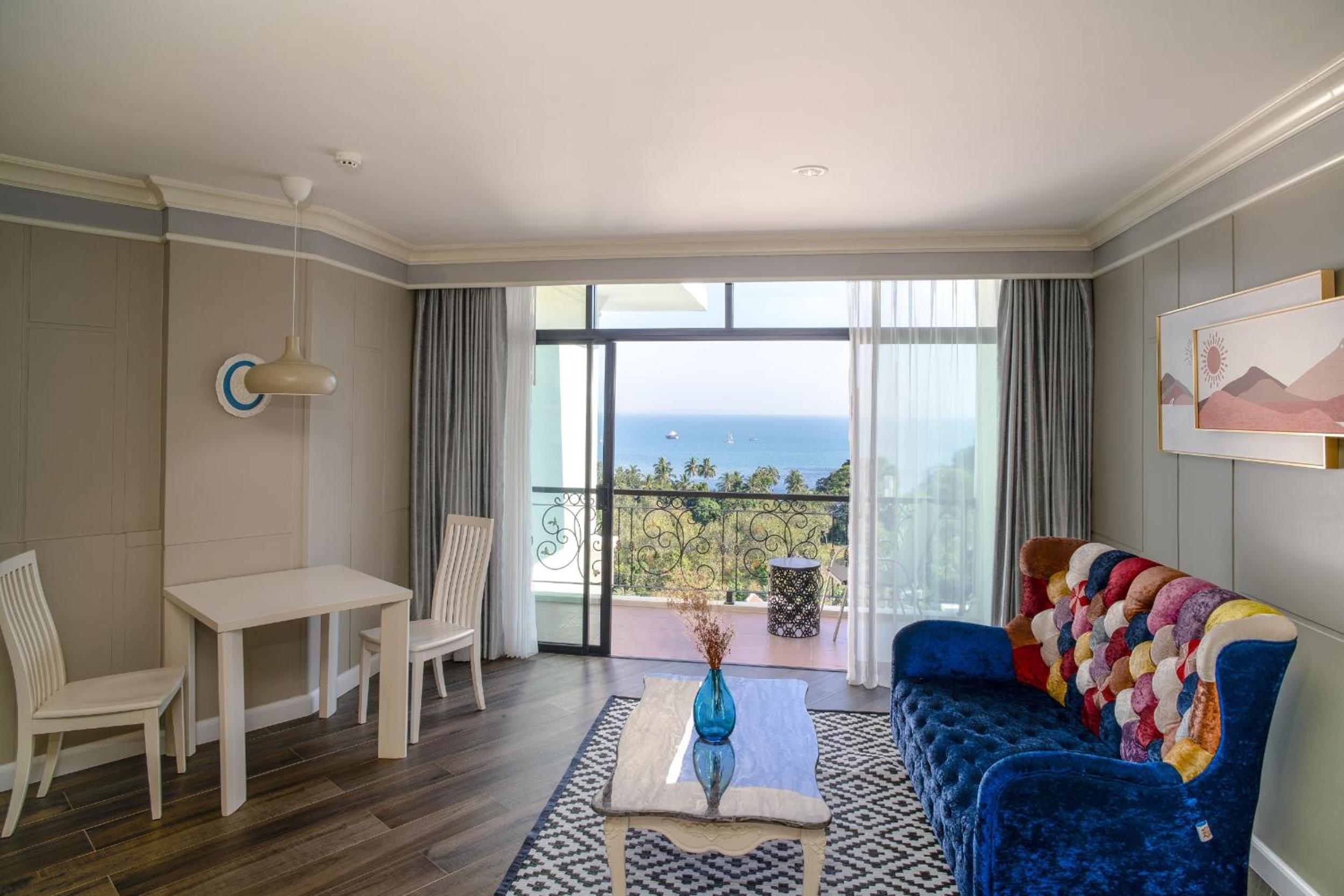 Deluxe Double Room with Sea View