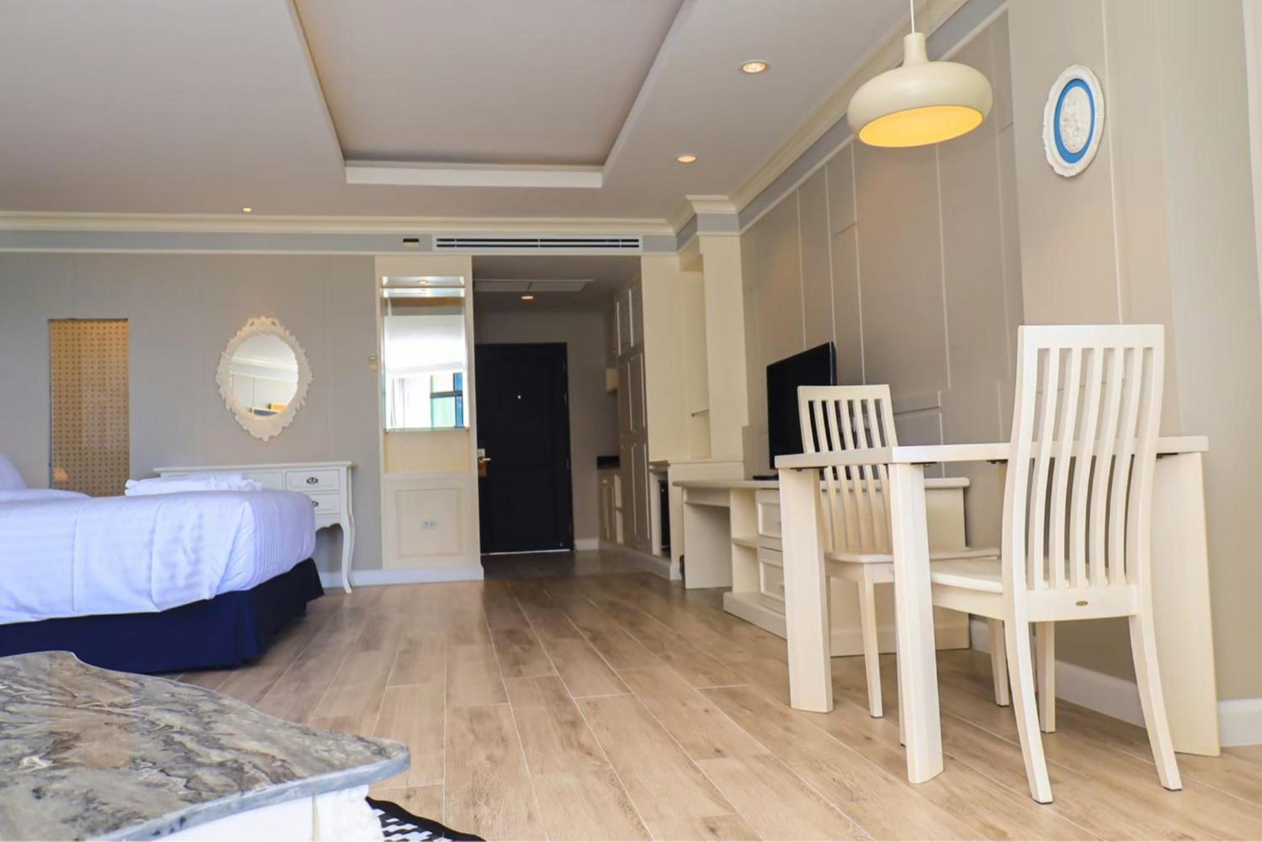 Deluxe Double Room with Sea View