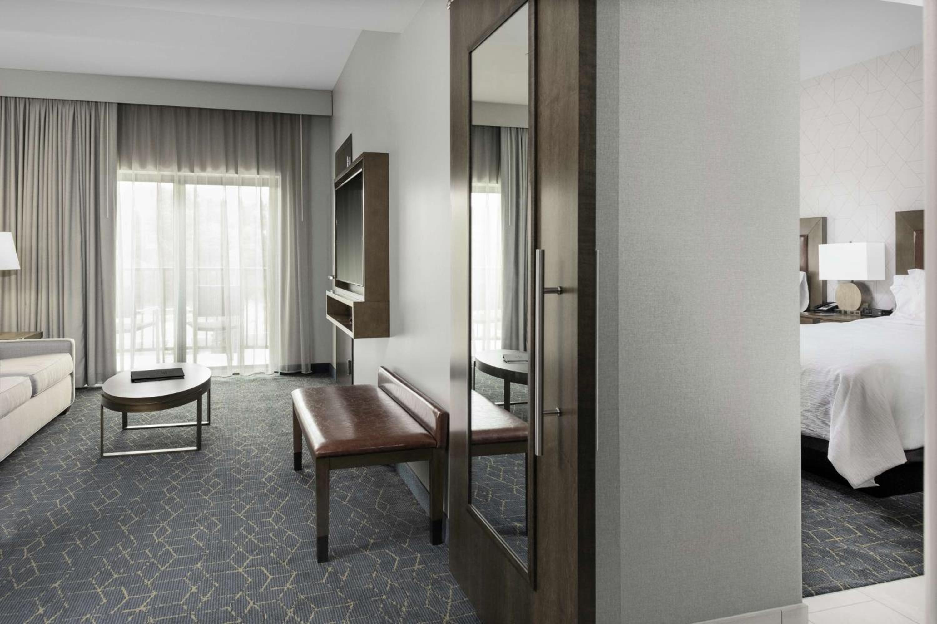 Two-Room Suite with Two Queen Beds