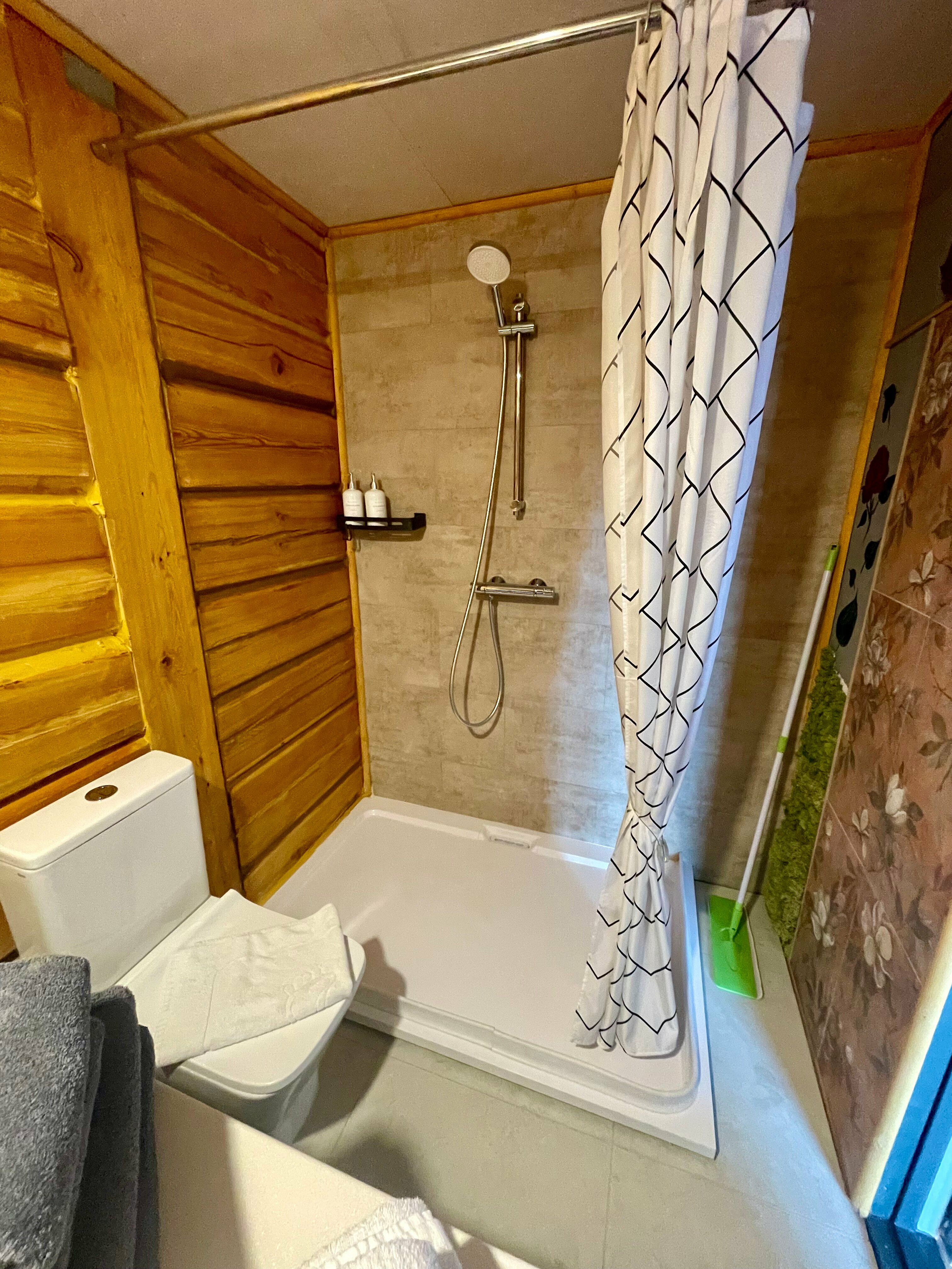 Двухместный номер с 1 кроватью и видом на озеро