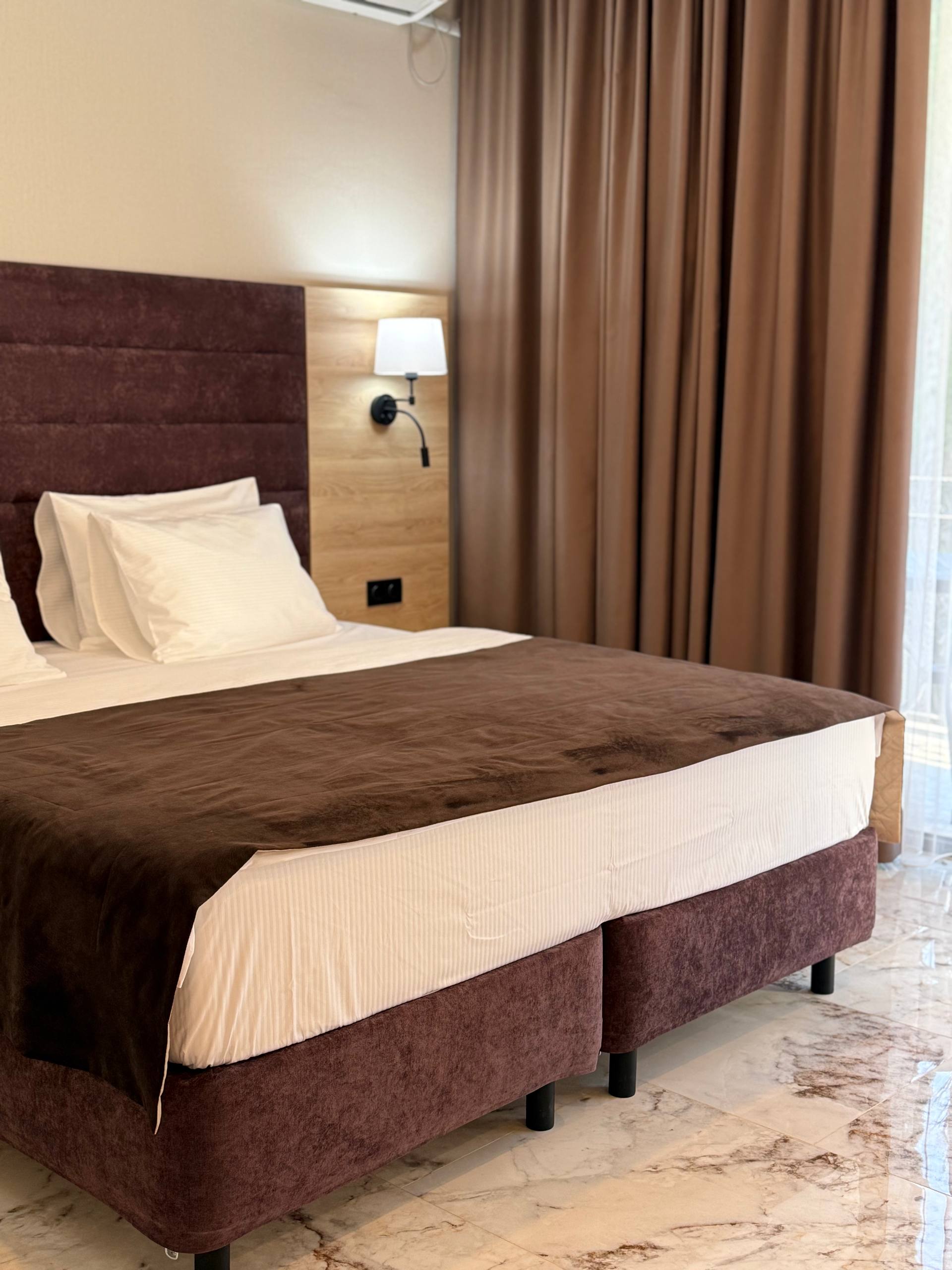 Двухместный номер Делюкс с 1 кроватью или 2 отдельными кроватями и балконом