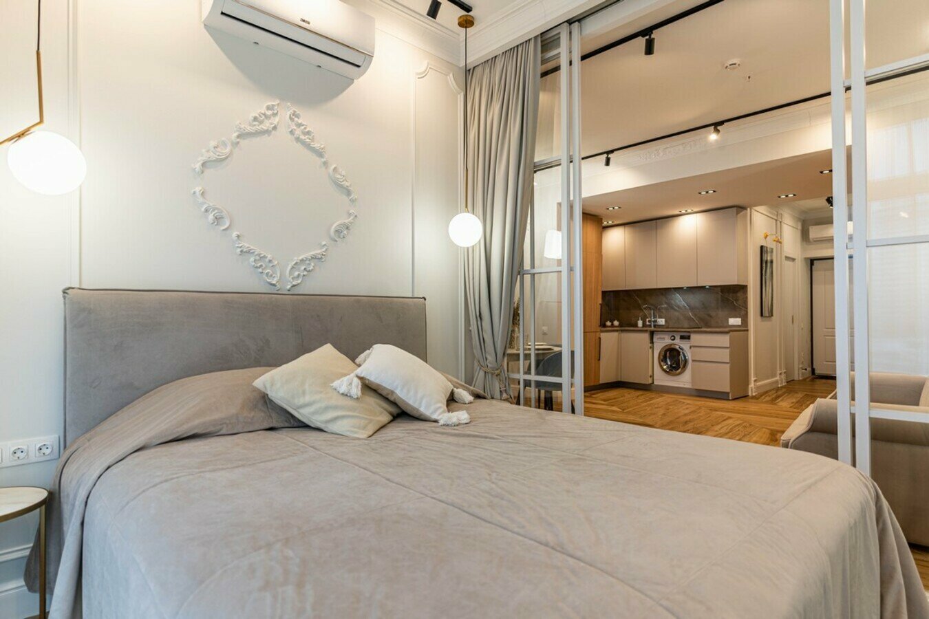 Премиальная студия люкс! Самый центр! До набережной и пляжа 5 минут!