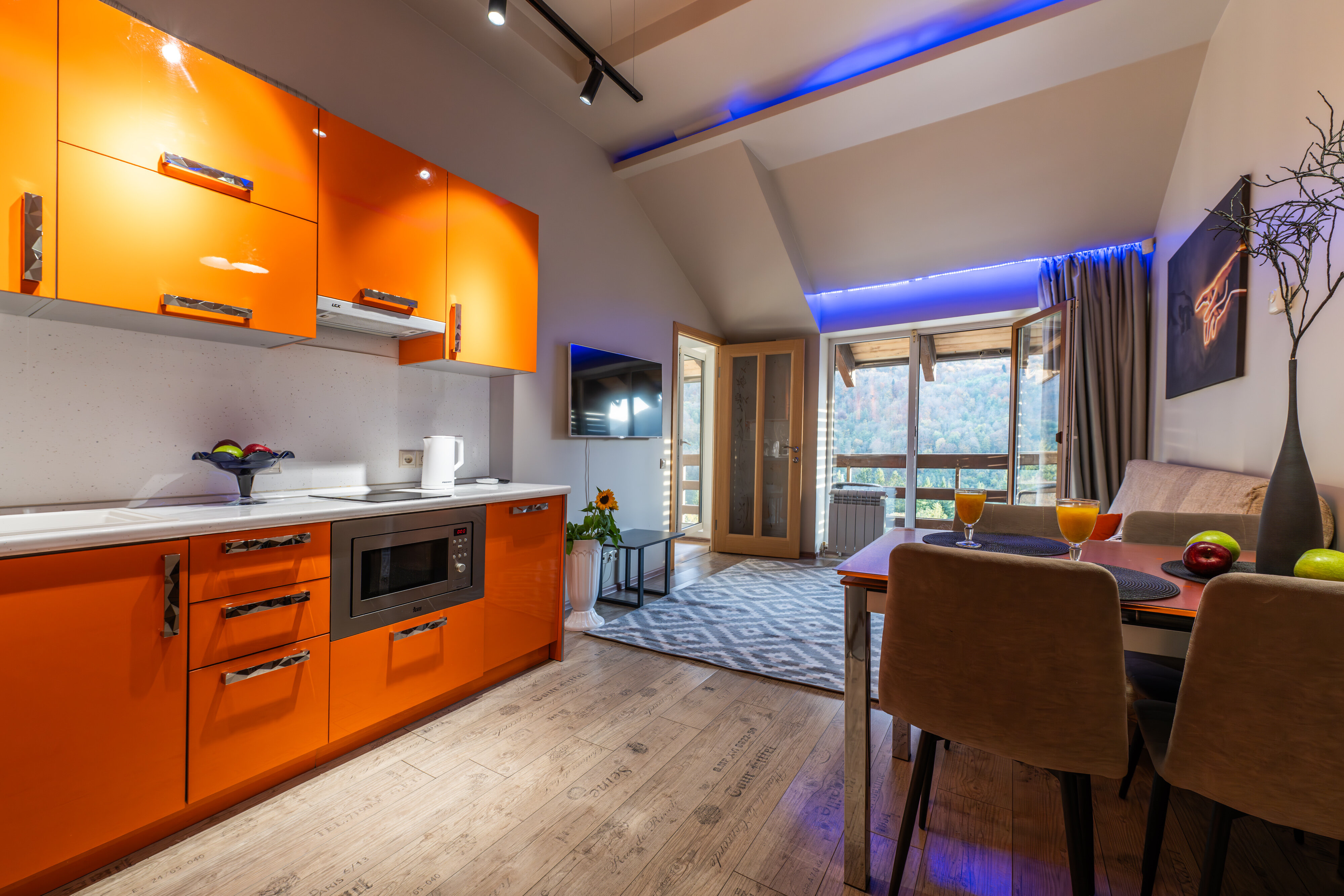 МАНСАРДНЫЕ АПАРТАМЕНТЫ |№11 | 4 этаж Панорамные виды • Двойной балкон