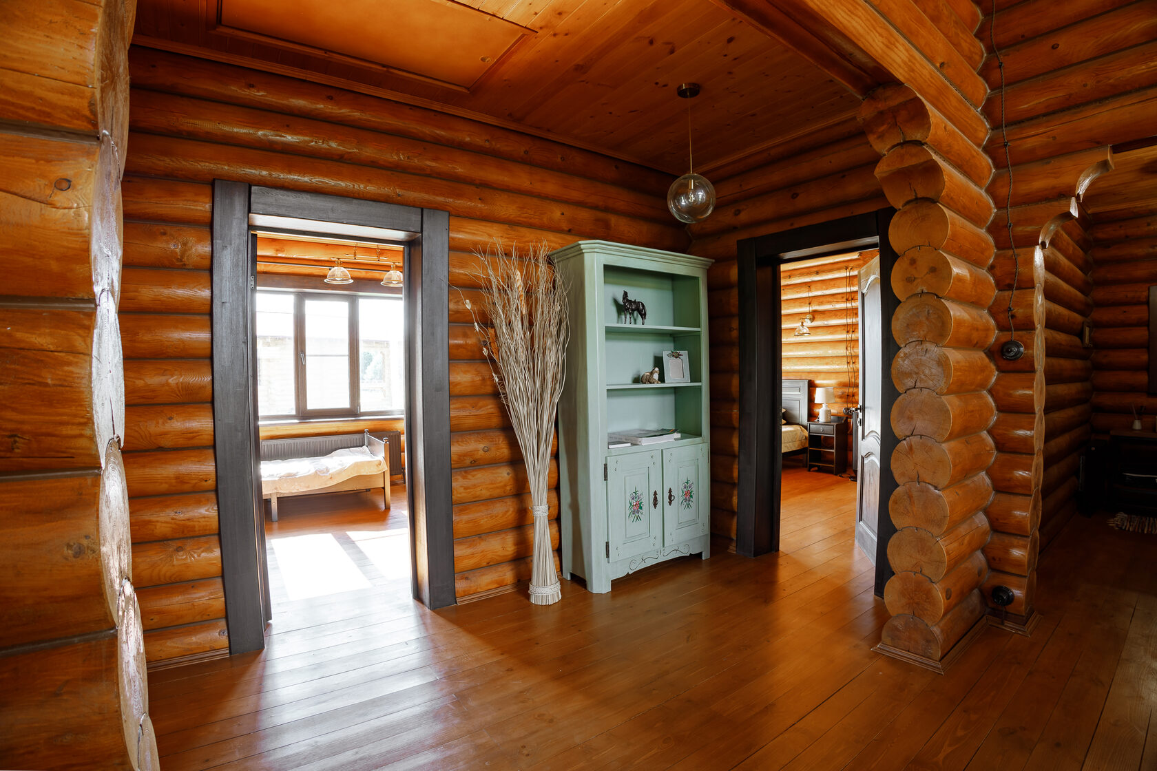 Дом из сруба №12 с камином для 4-6 гостей