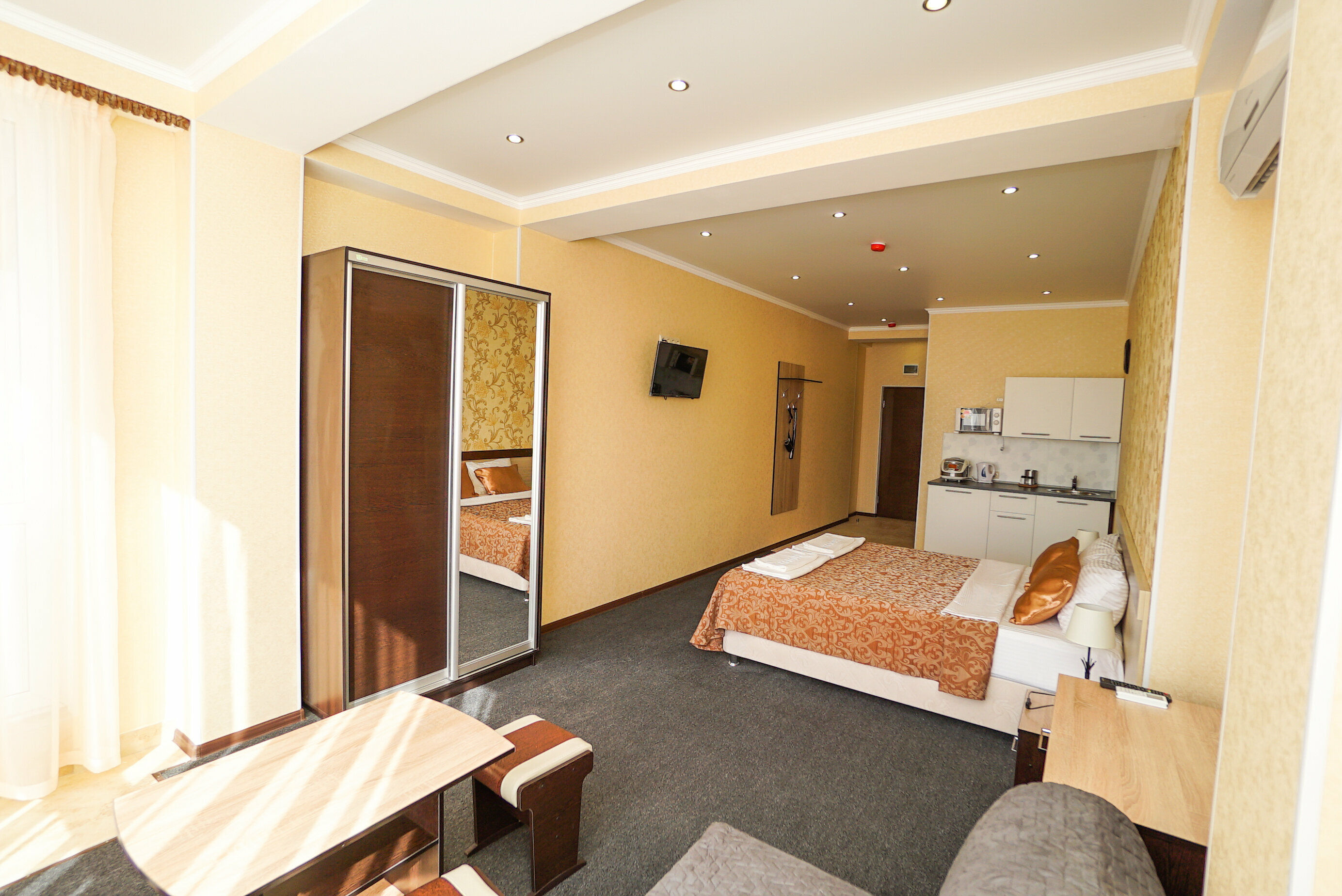 Cтудия 3-х местная с балконом I корпус