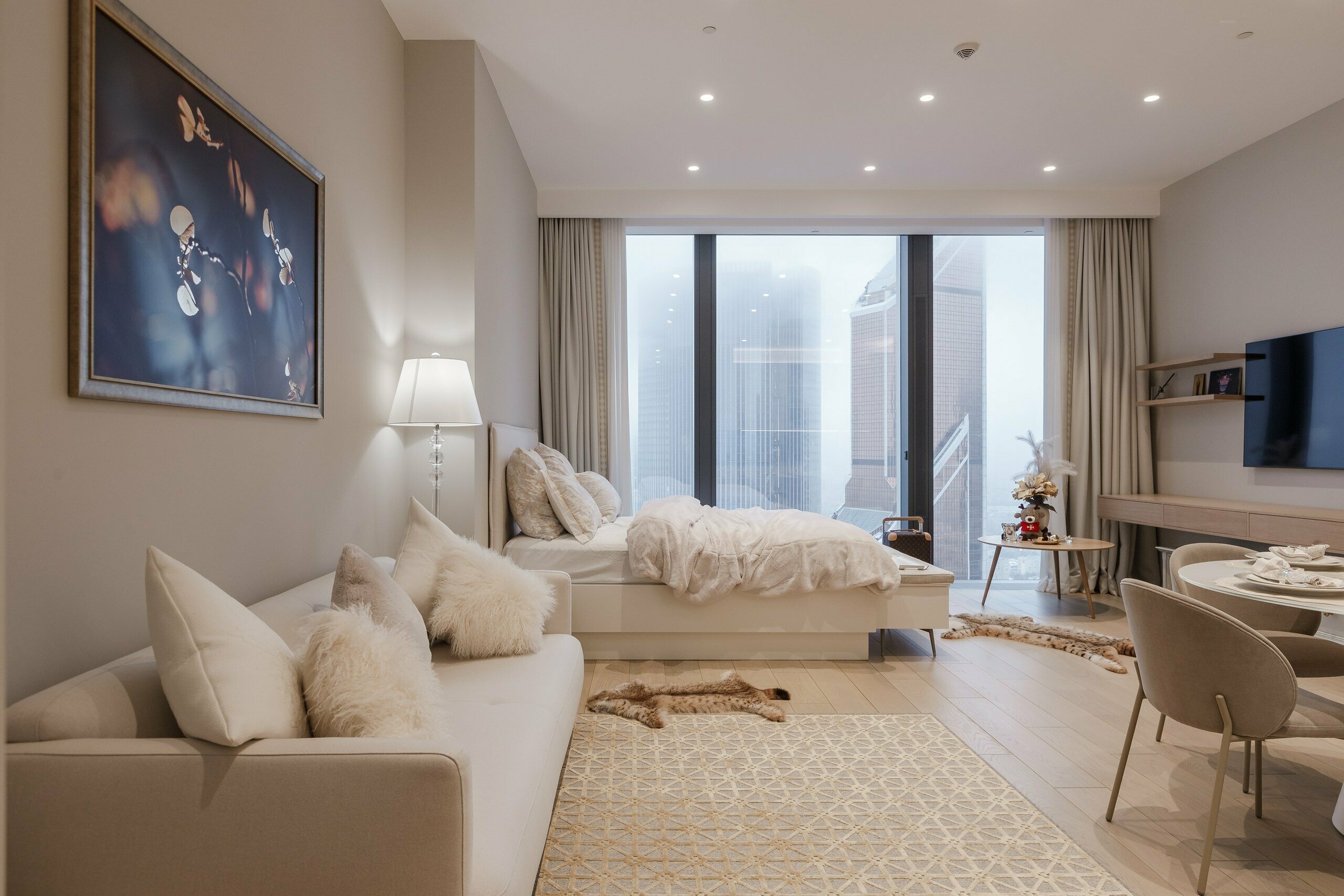 Студия люкс 44 этаж