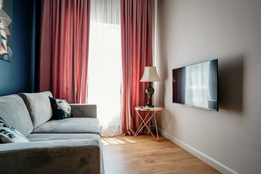 Номер-апартаменты  «Люкс» с двумя комнатами с балконом