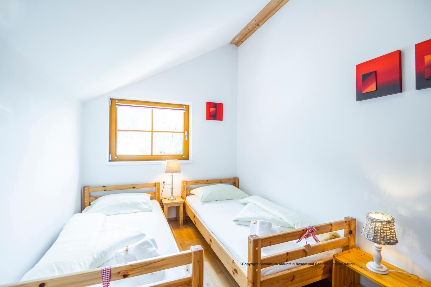 Three-Bedroom Apartmen with Sofa Bed