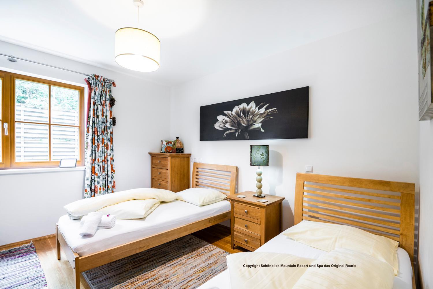 Three-Bedroom Apartmen with Sofa Bed