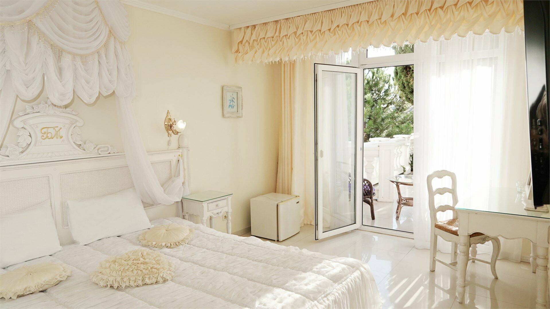 Стандарт с двориком